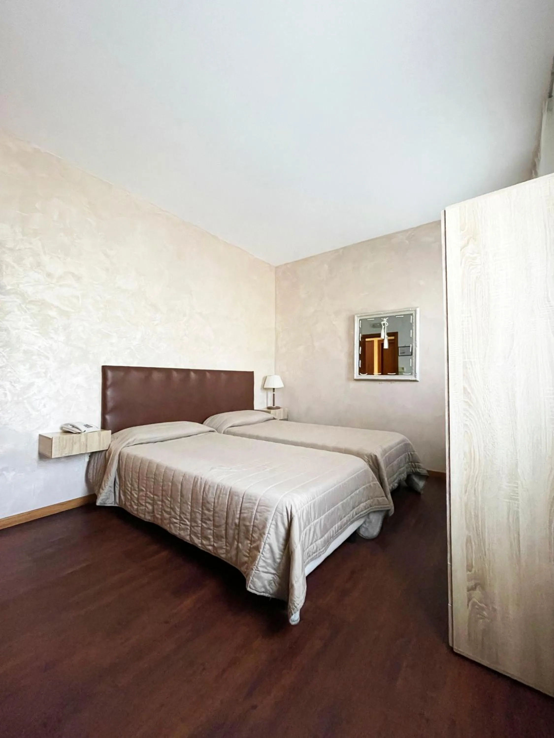 Bed in Hotel Villa Braida