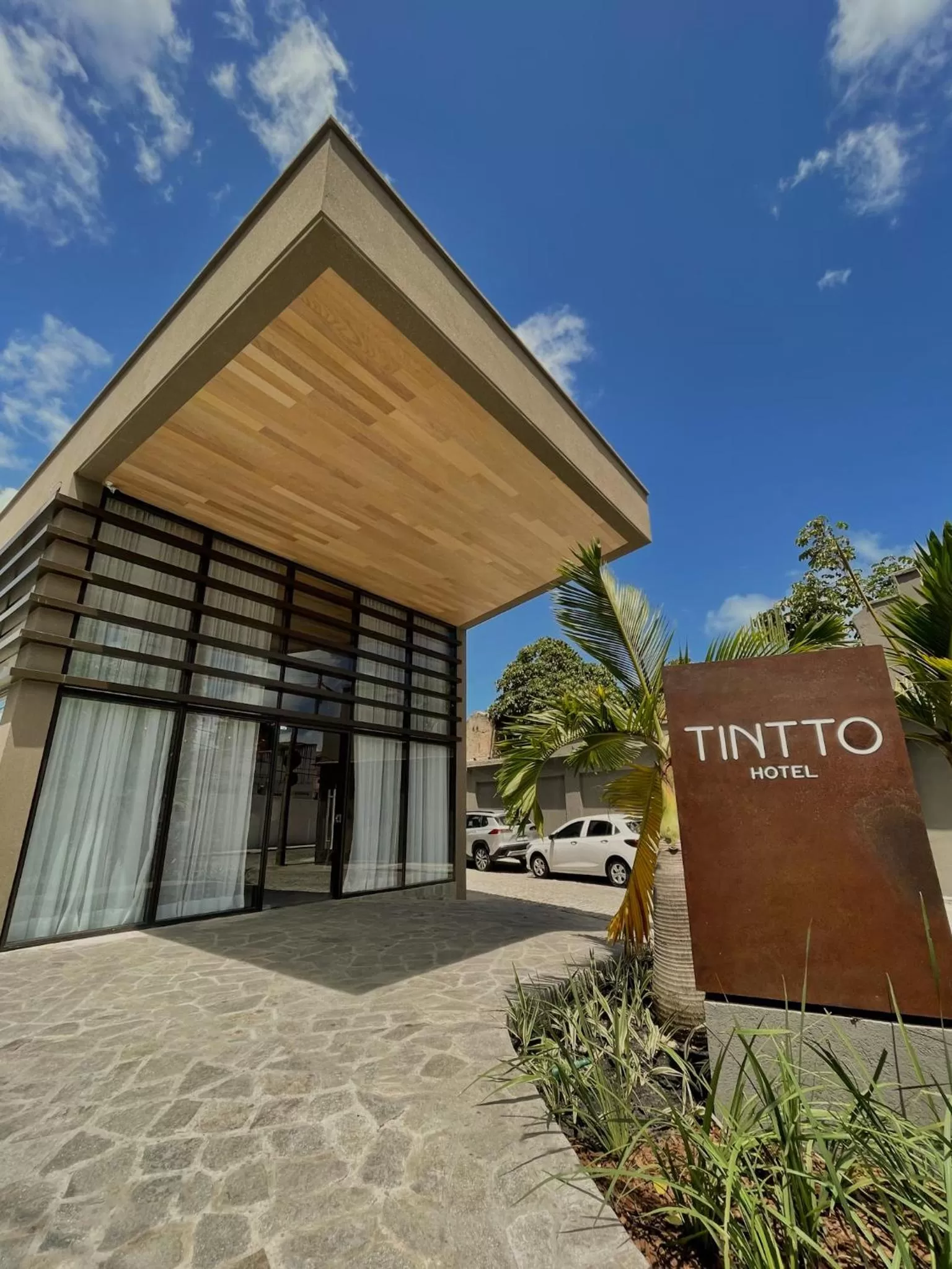 Property building in Tintto Hotel