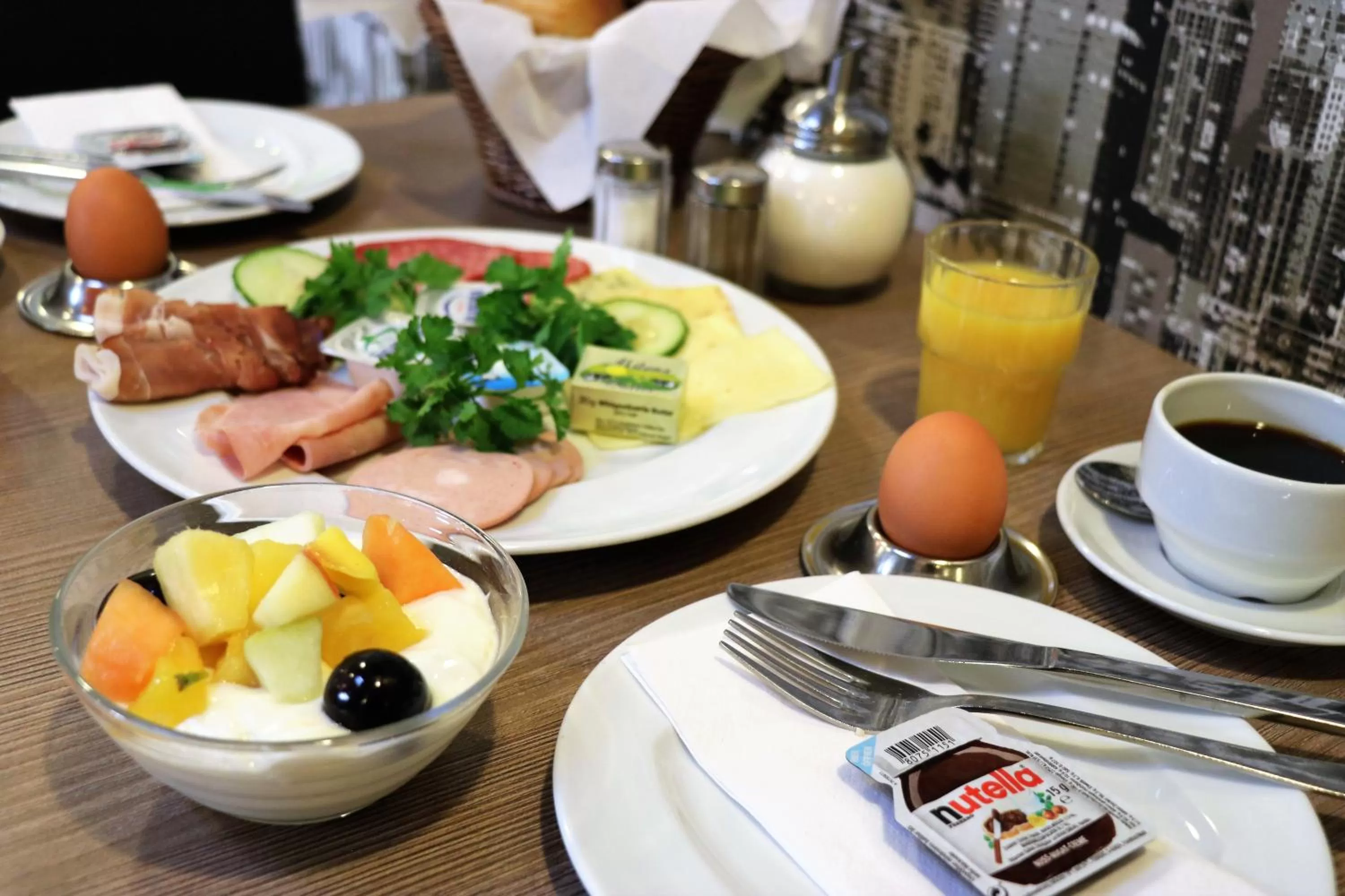 Breakfast in Hotel Holstenwall Hamburg Neustadt