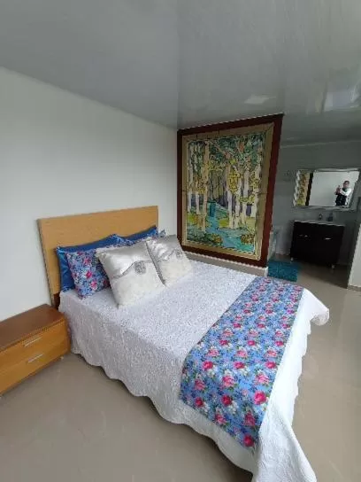 Text overlay, Bed in Paradise Lake Finca Hotel