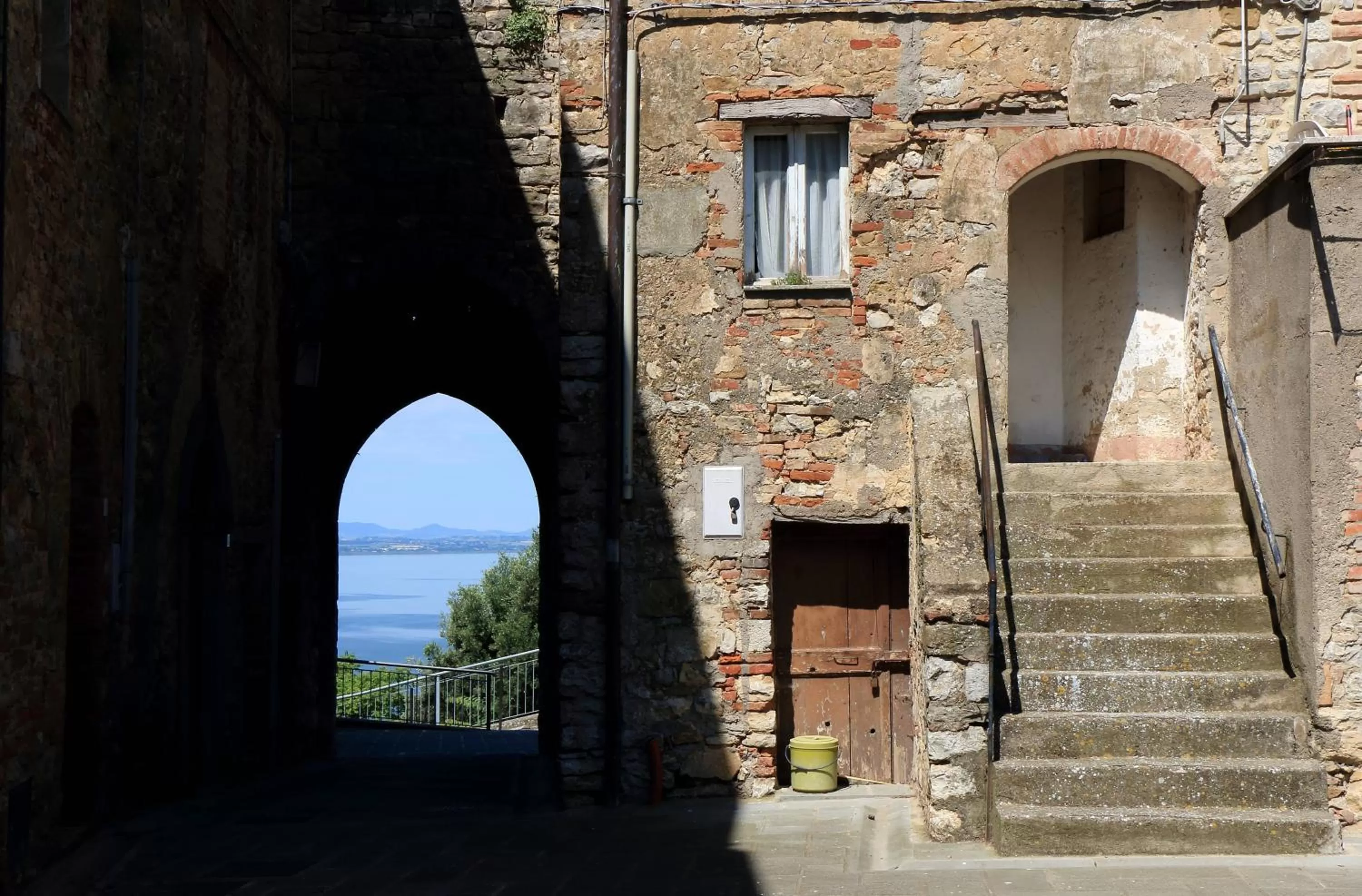 Area and facilities in Tenuta Badia '99