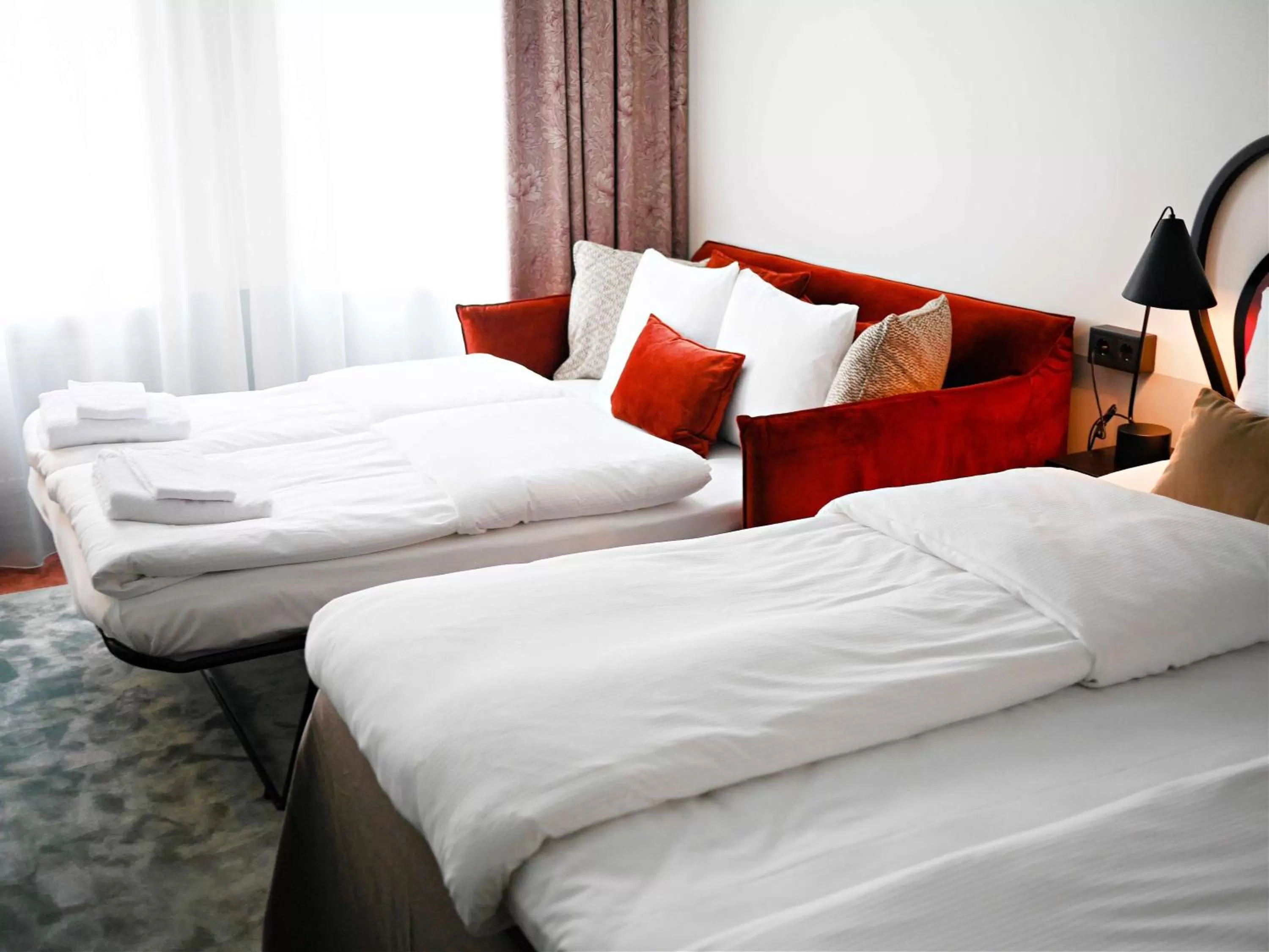 Photo of the whole room, Bed in Hotel Giò; BW Signature Collection