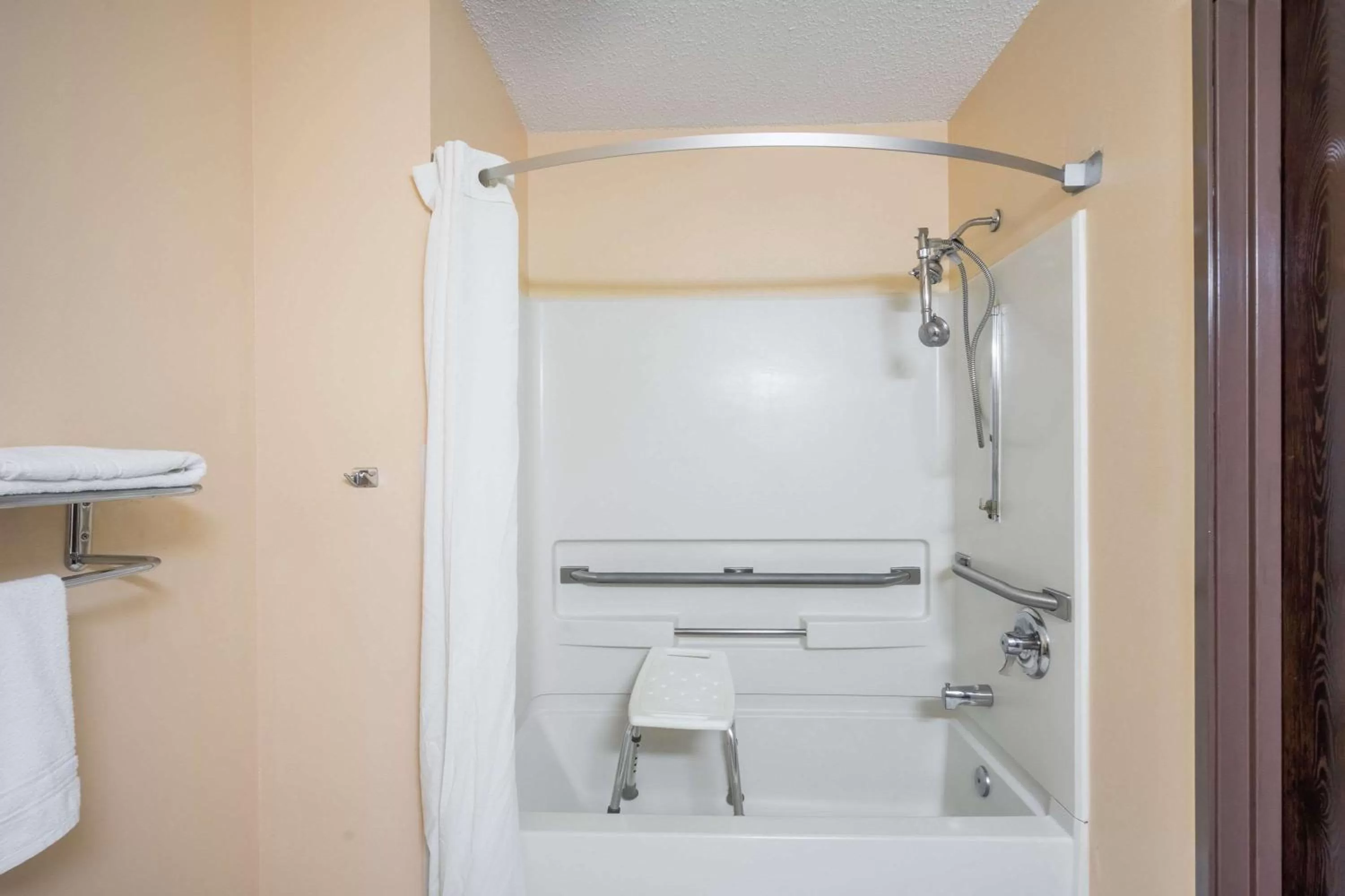 Bathroom in Super 8 by Wyndham Campbellsville KY