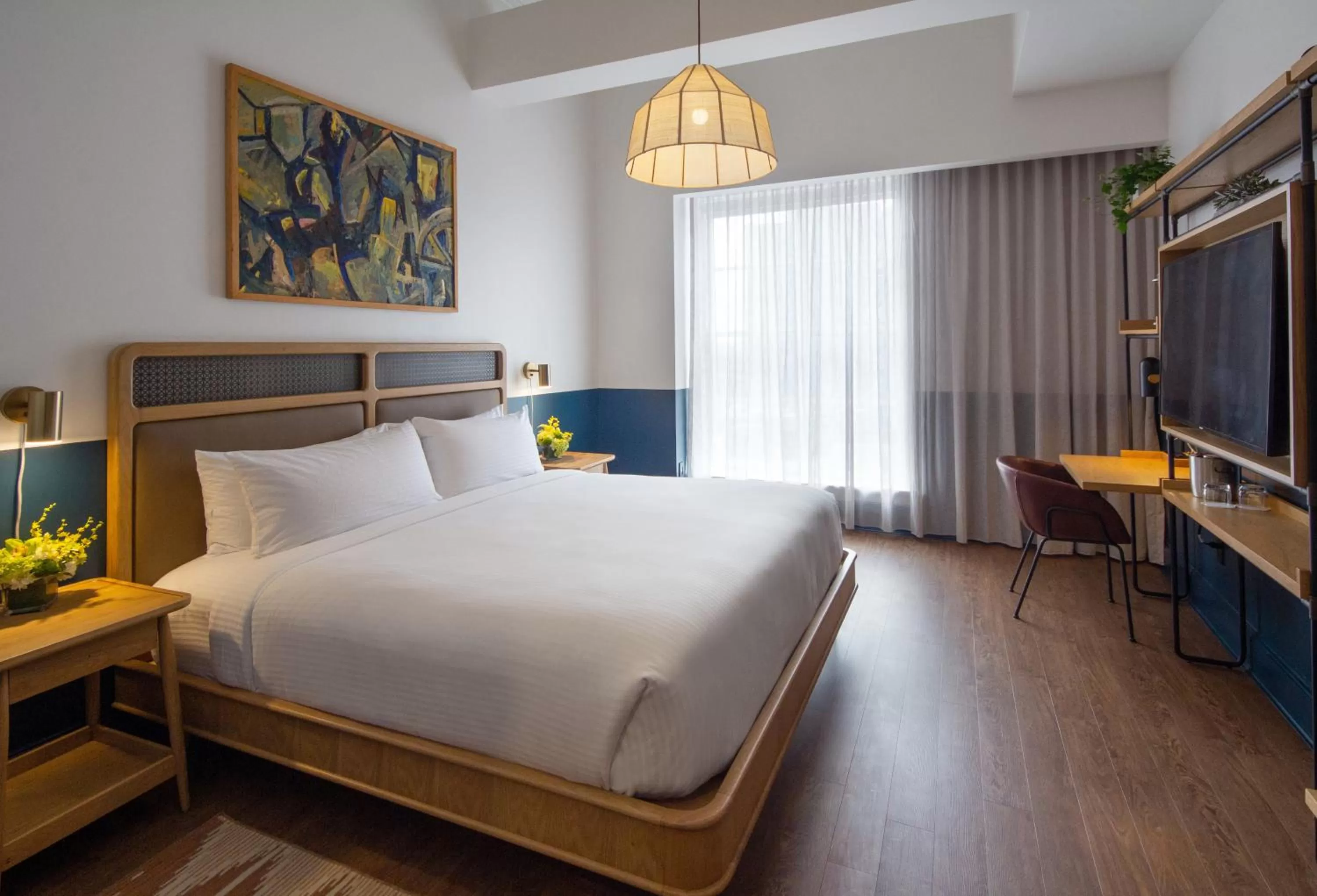 Bed in Hotel Theo New Orleans, Tapestry Collection by Hilton