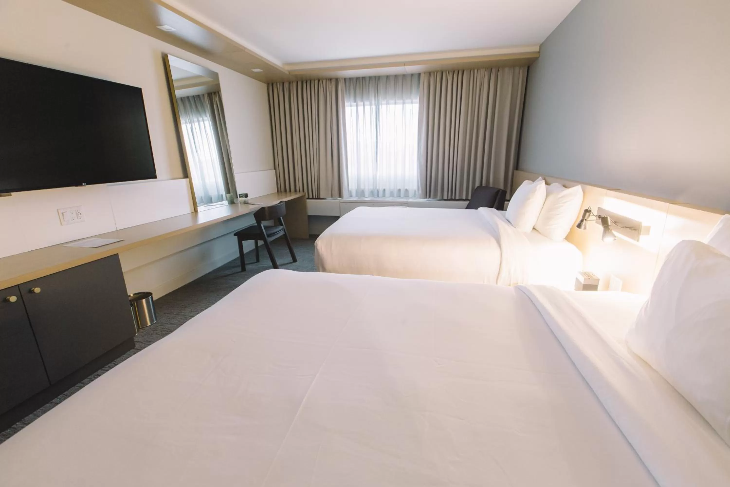 Bed in Inn at the Forks