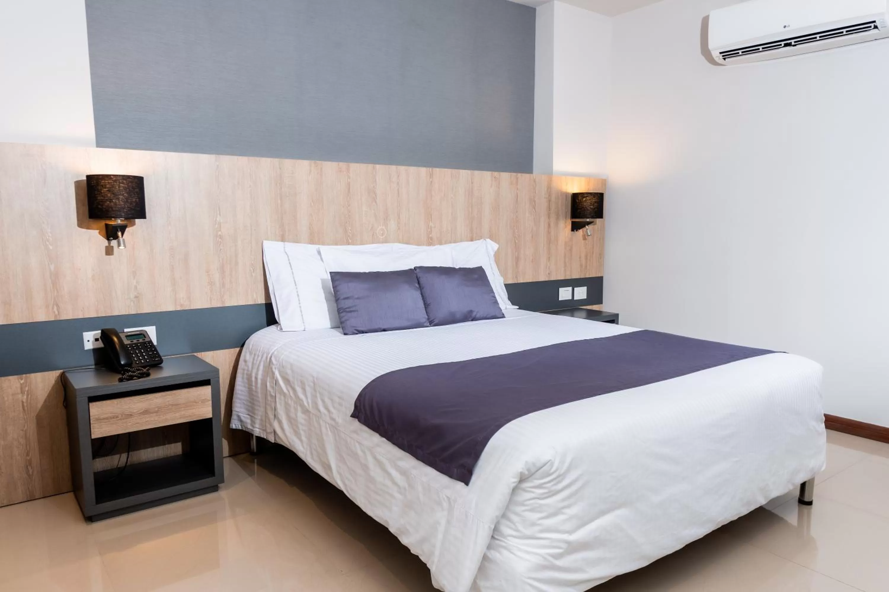 Bed in Hotel Plaza del Lili