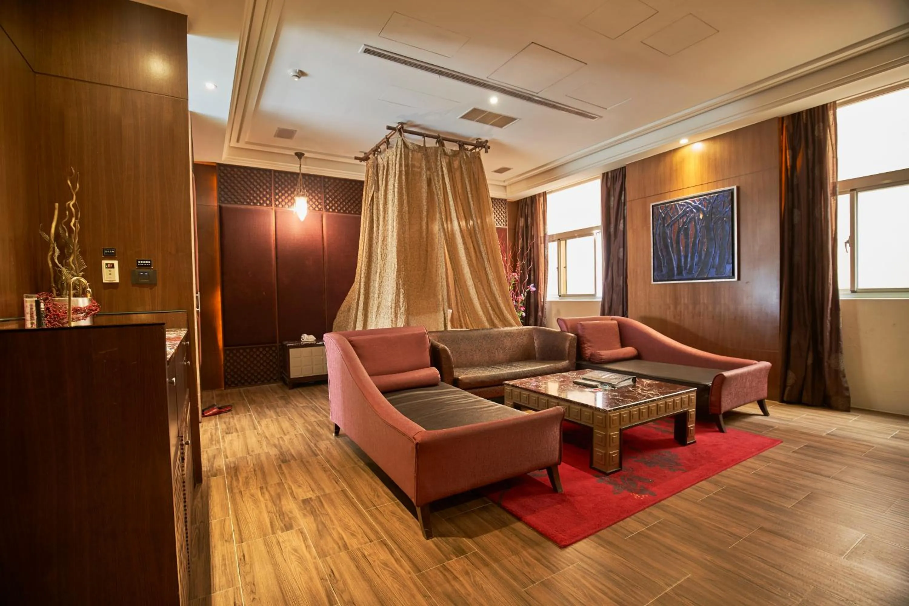 Photo of the whole room in Young Motel - Taoyuan