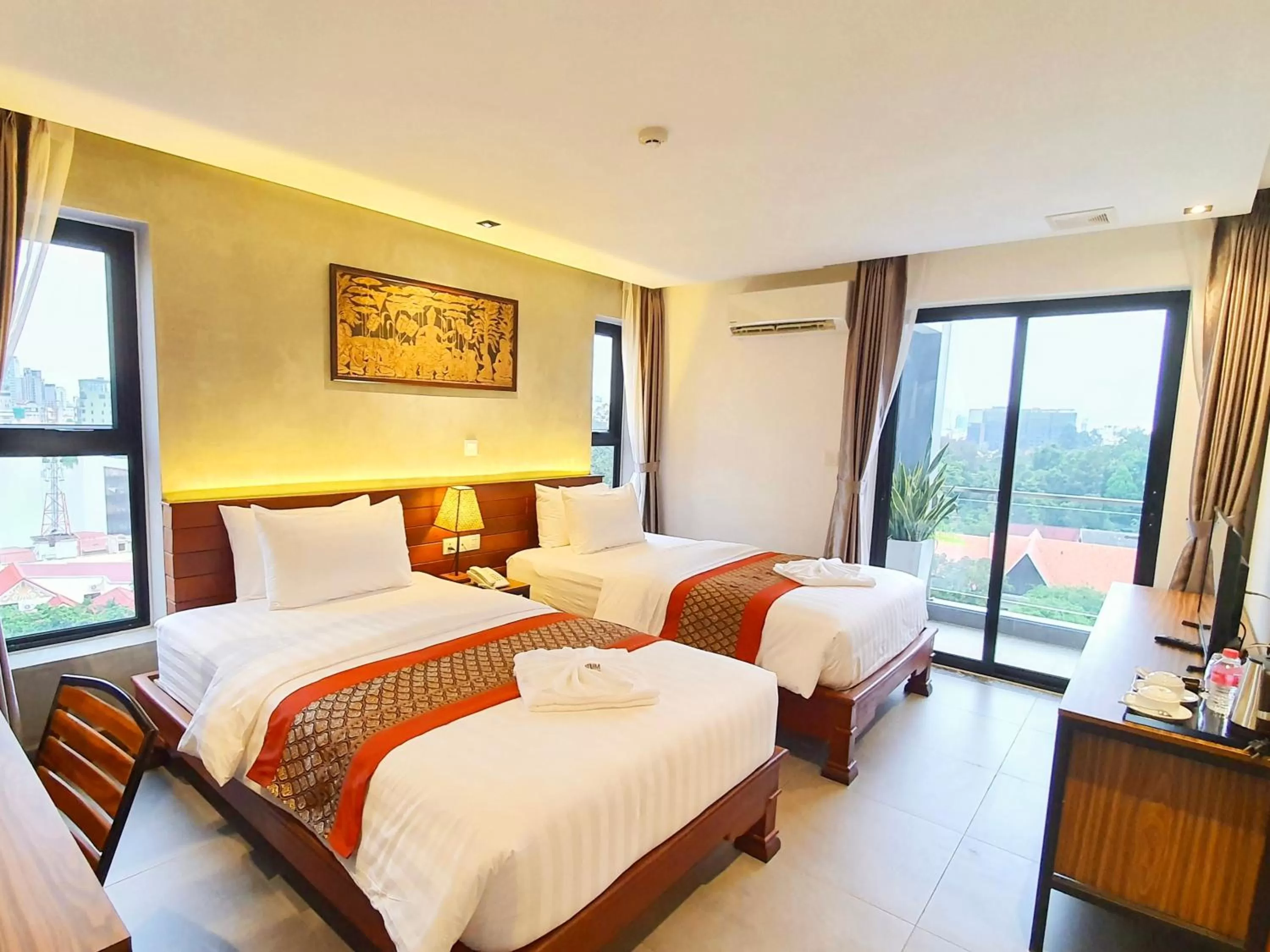 Bedroom, Bed in Le Botum Hotel