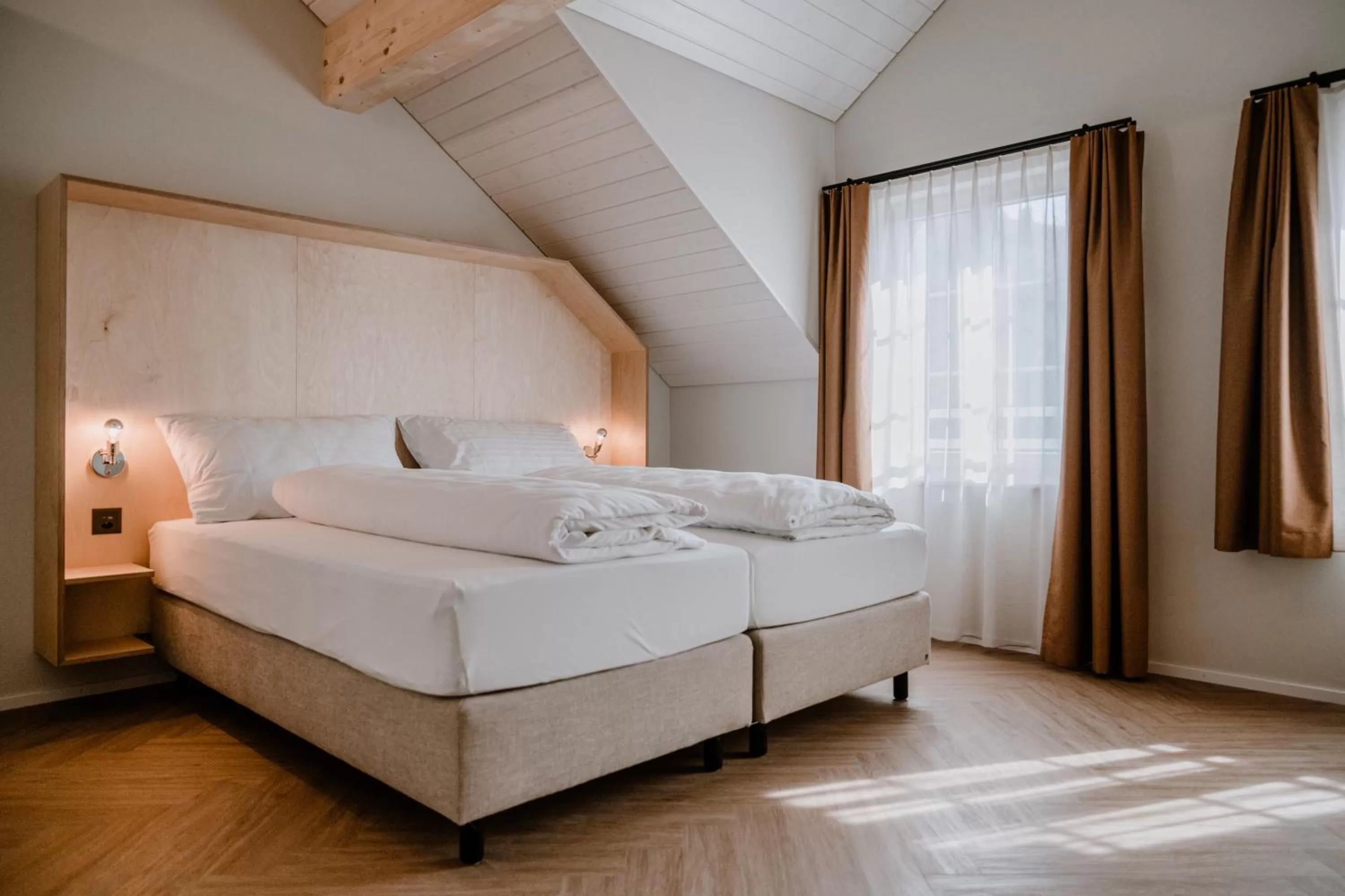 Bed in Hotel Müllers Self-Check-In