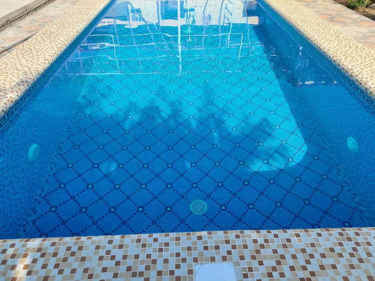 Pool view in Samarabonu Hotel