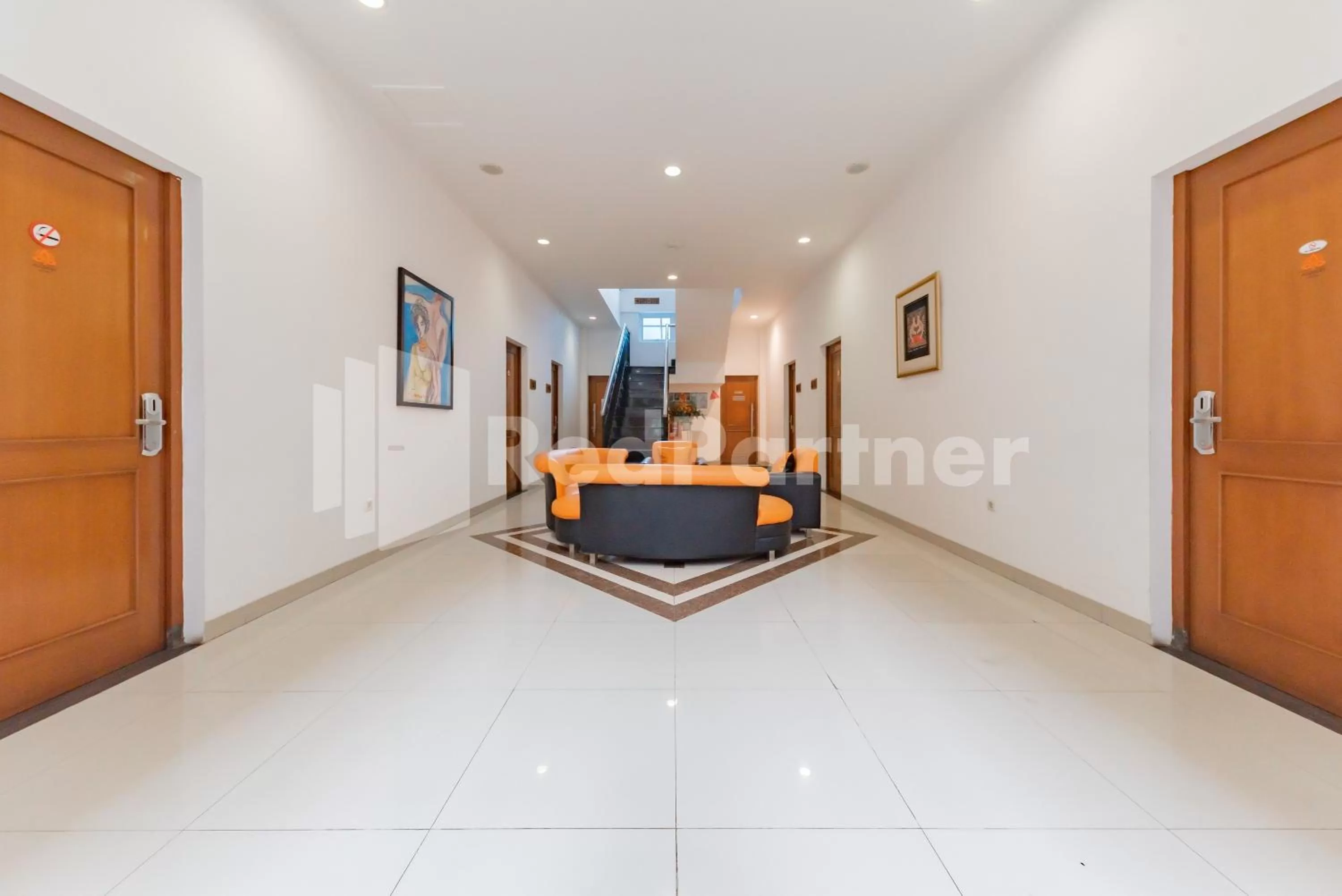 Floor plan in Alqueby Hotel near Kiara Artha Park & Trans Studio Mall Mitra RedDoorz