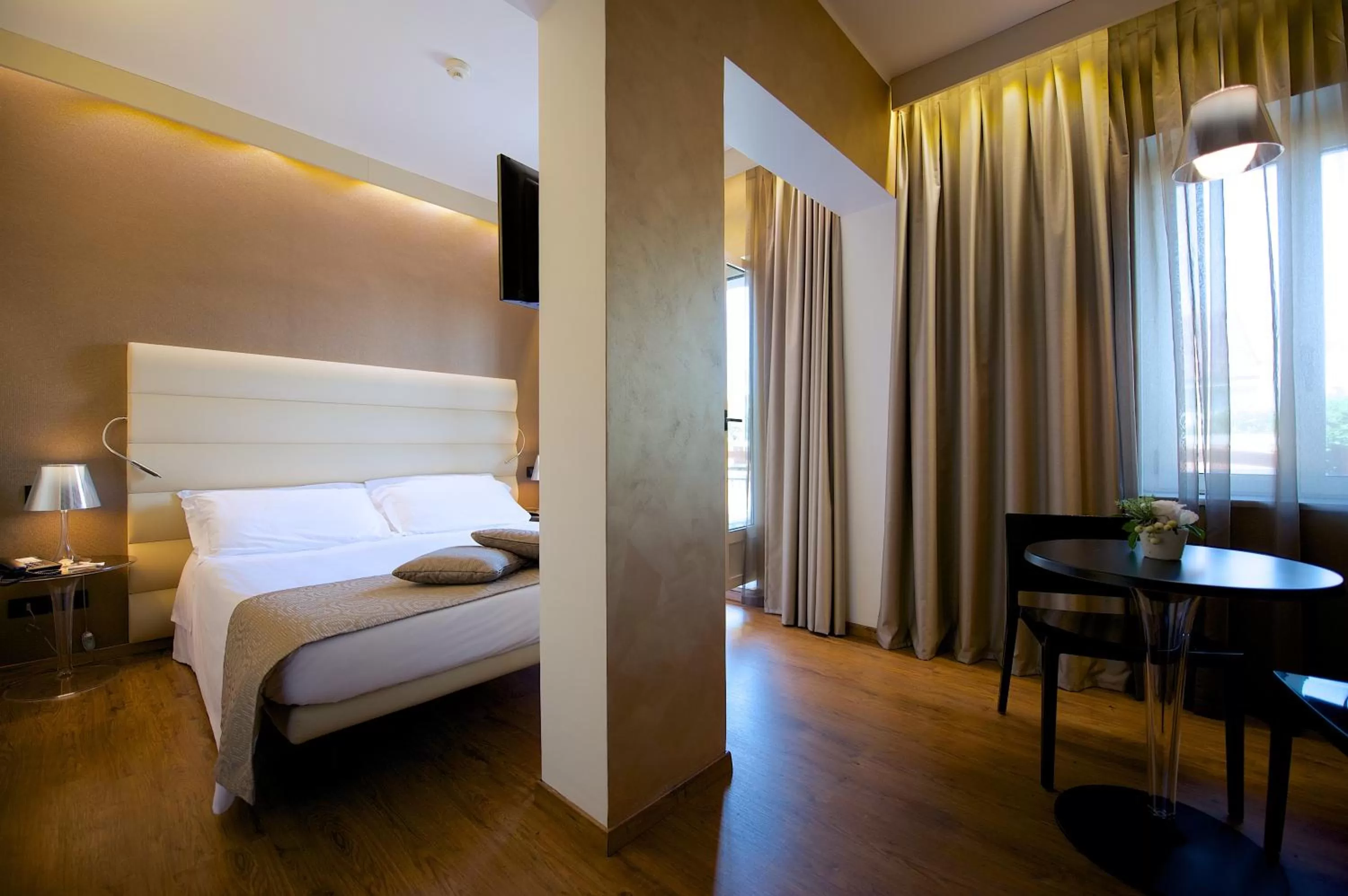 Bedroom, Bed in Best Western Hotel Luxor