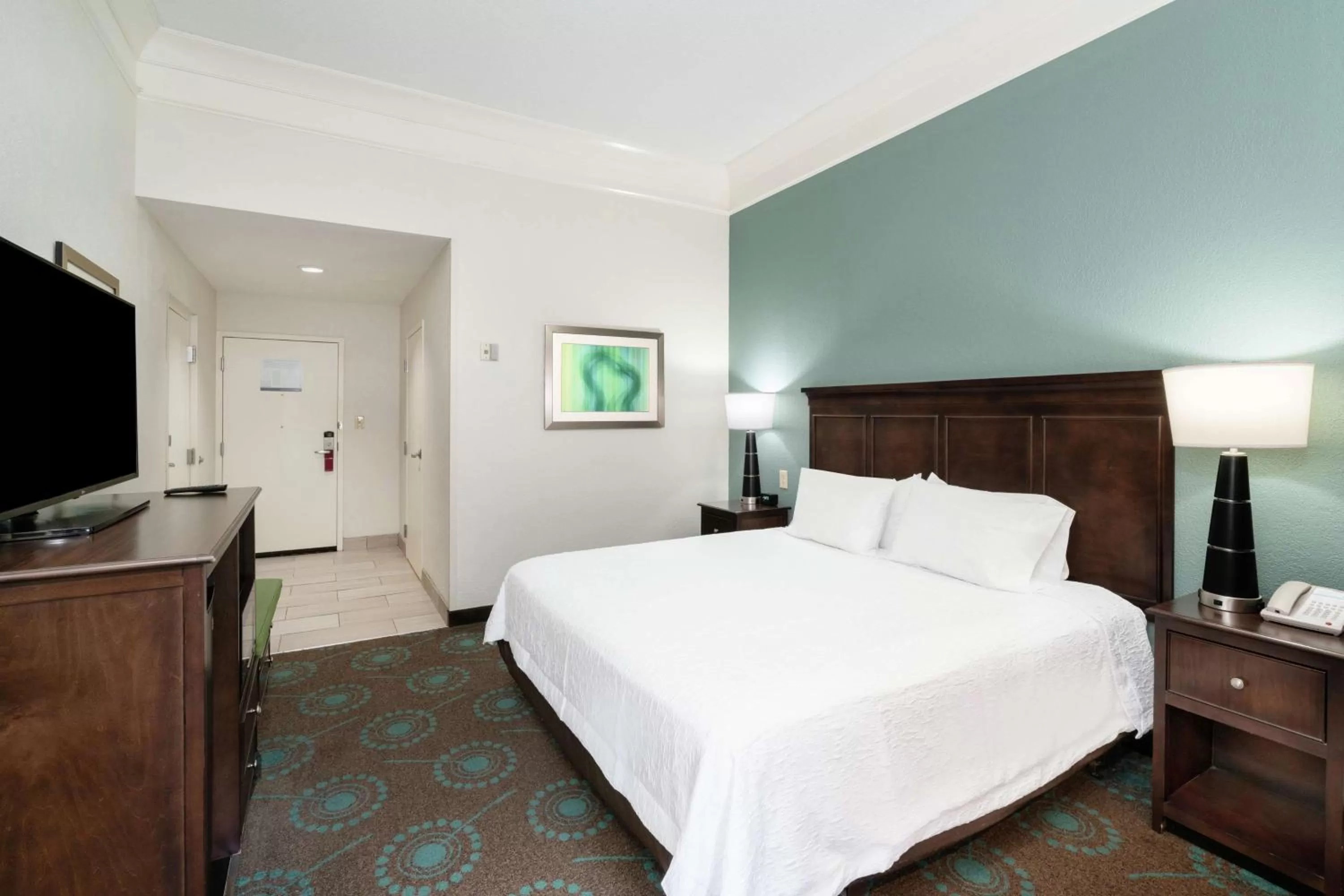 Bedroom, Bed in Hampton Inn & Suites Mooresville