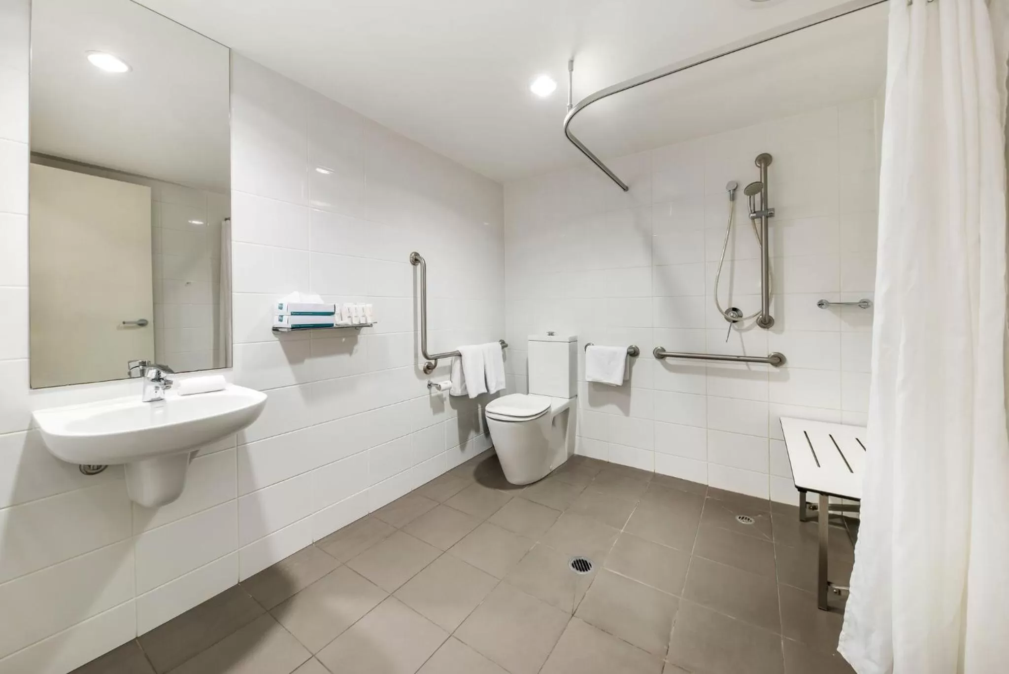 Shower in The Capitol Apartments