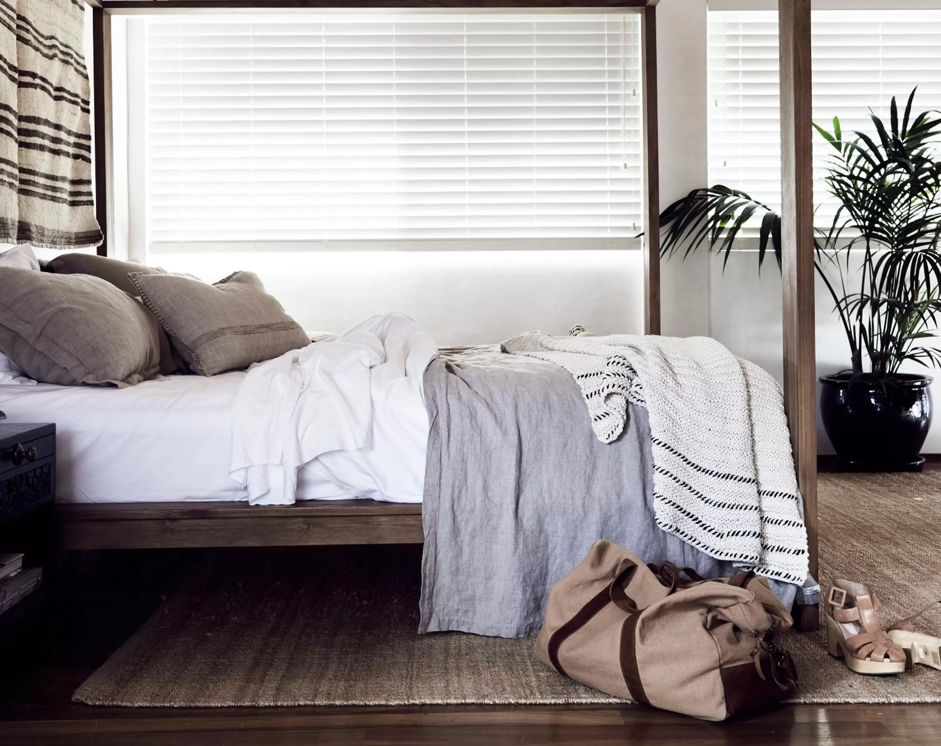 Bedroom, Bed in The Villas of Byron