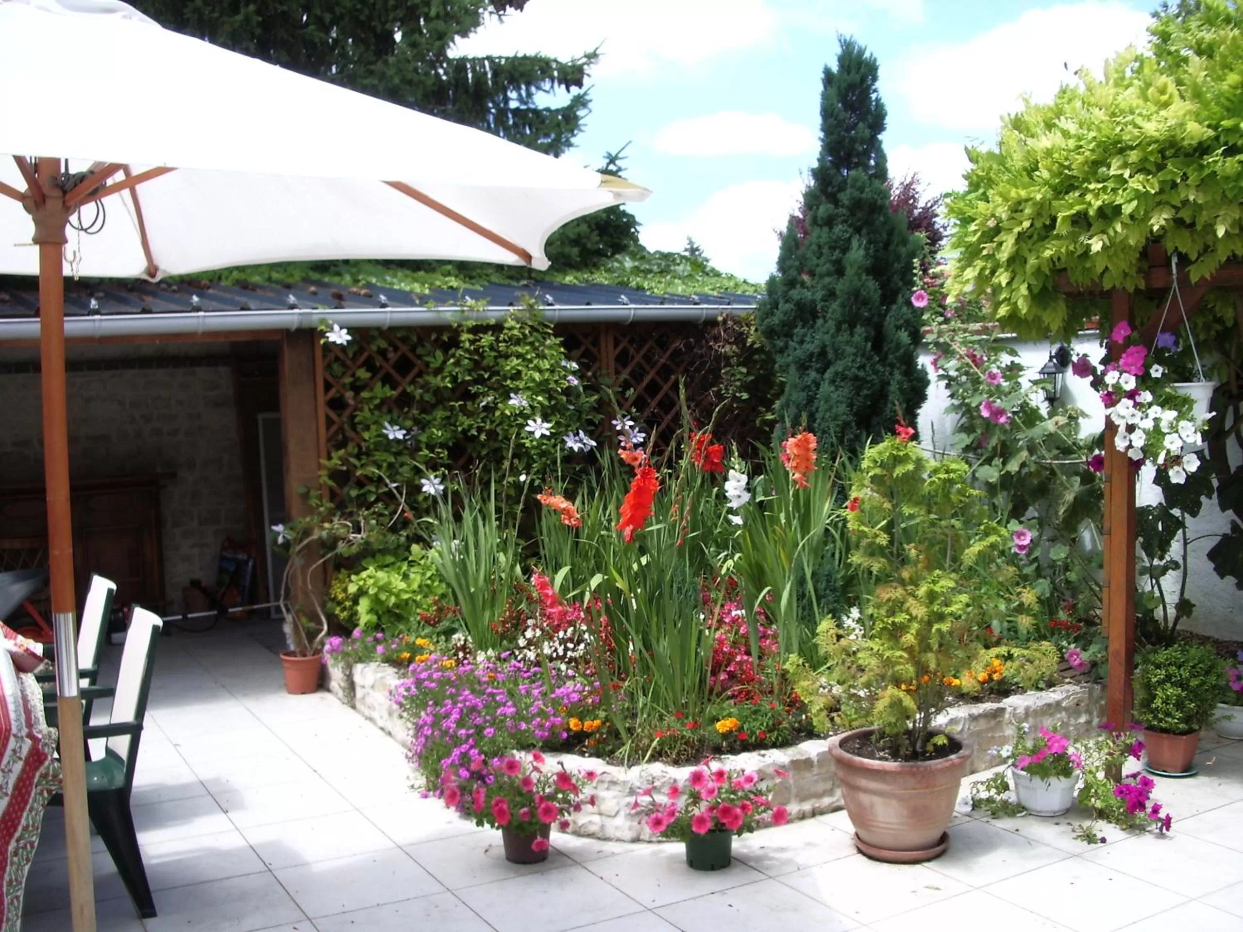 Patio in Les Glycines