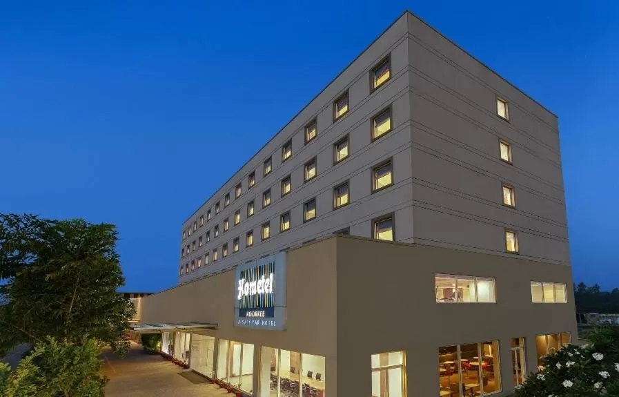 Inner courtyard view in Hometel Roorkee