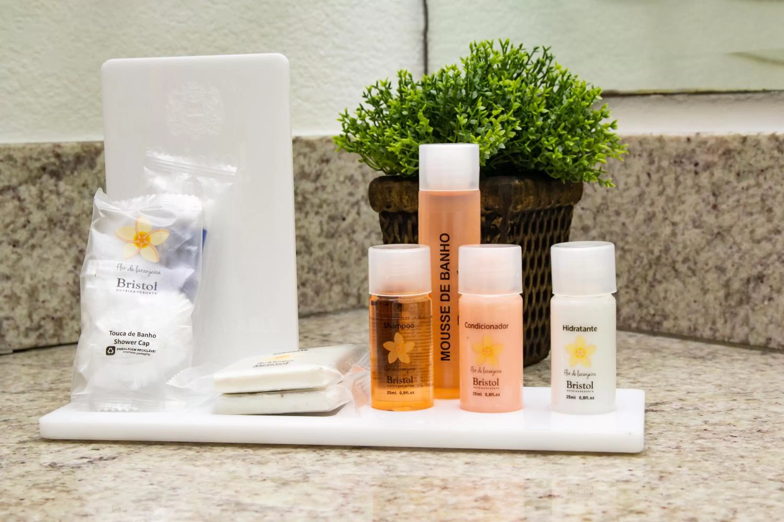 Bathroom in Bristol Brasil 500 Curitiba Batel