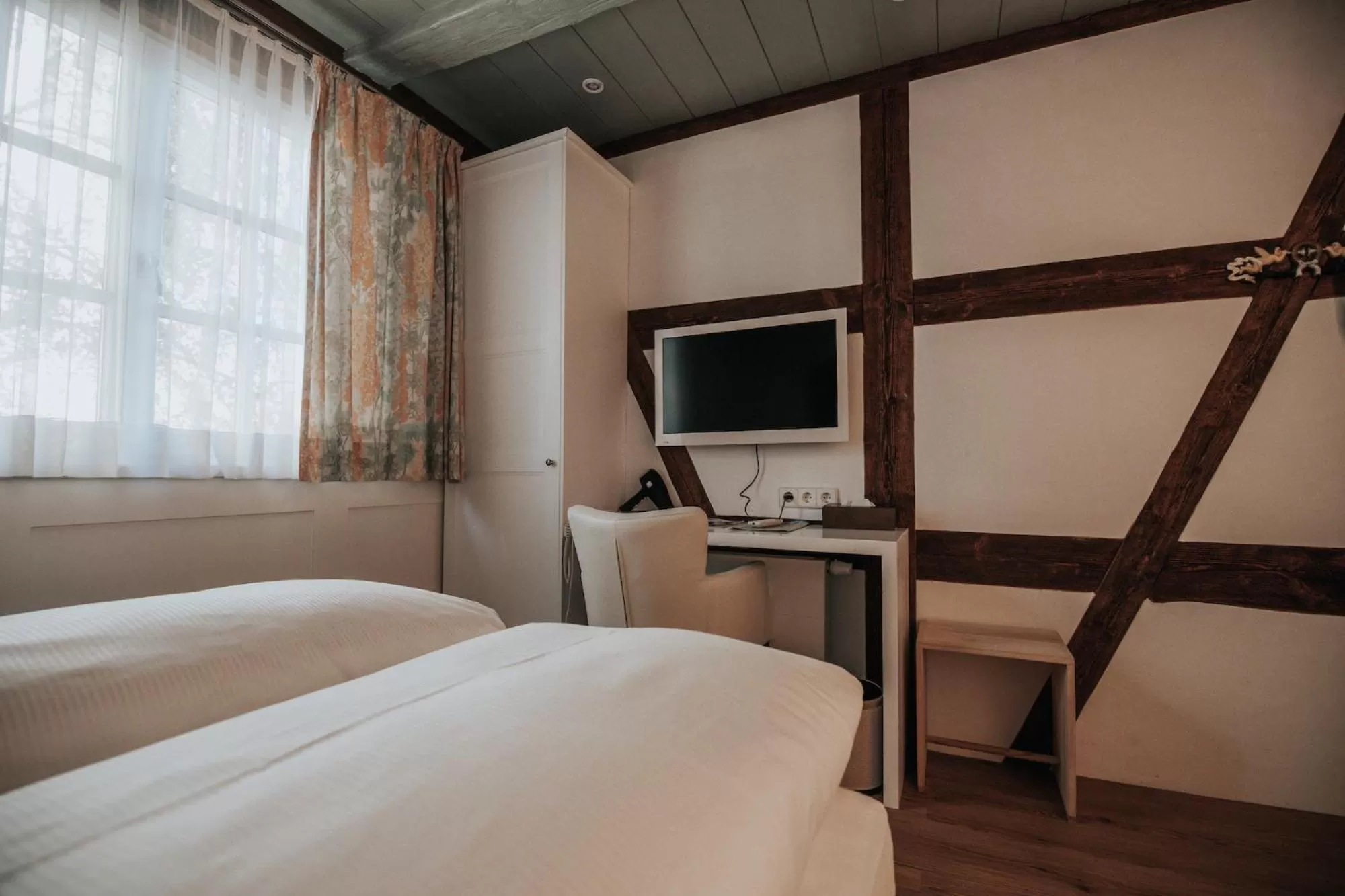 Photo of the whole room, Bed in Boutique Hotel am Rathaus - Reblaus