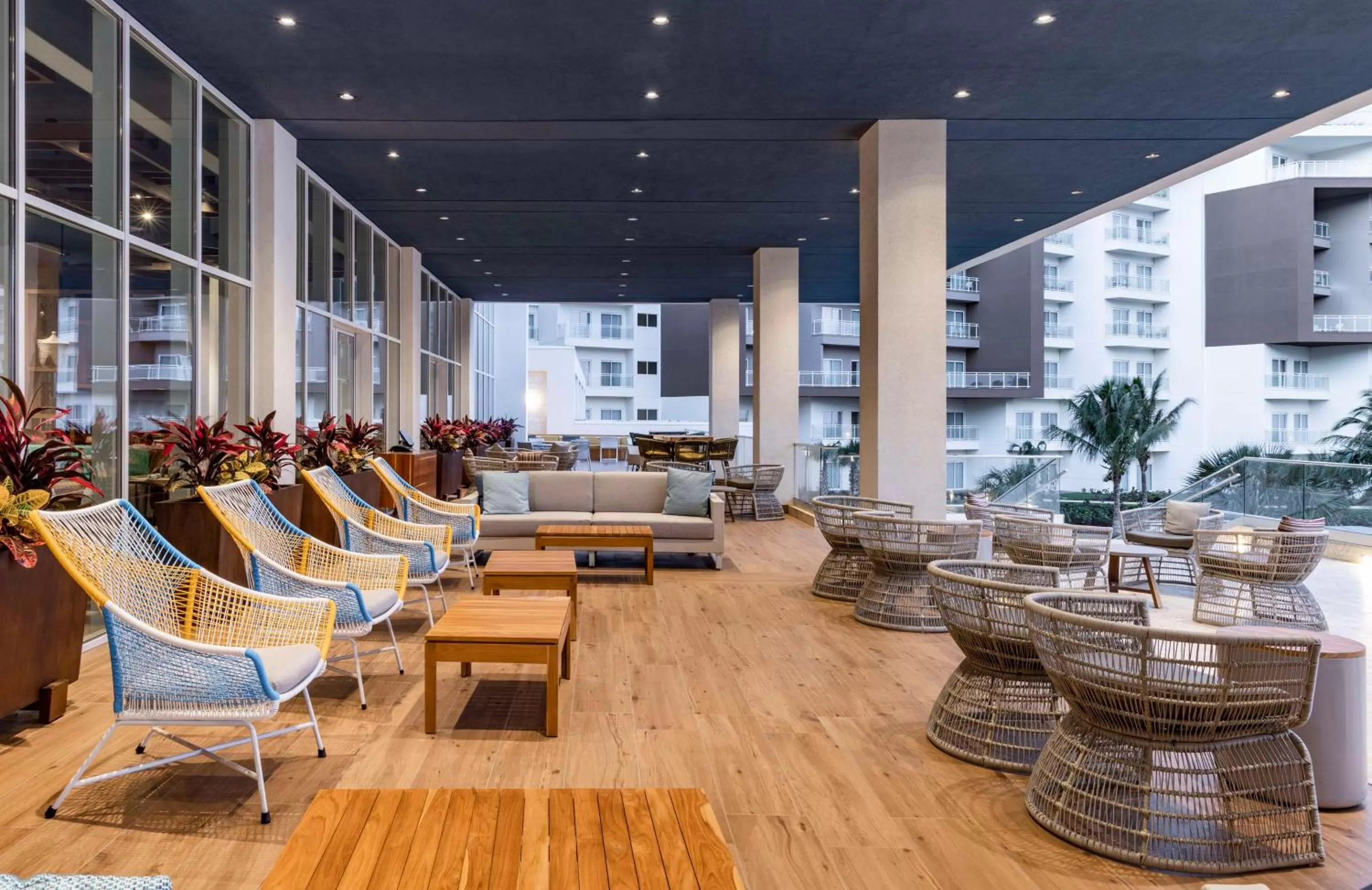 Patio in Embassy Suites By Hilton Aruba Beach Resort