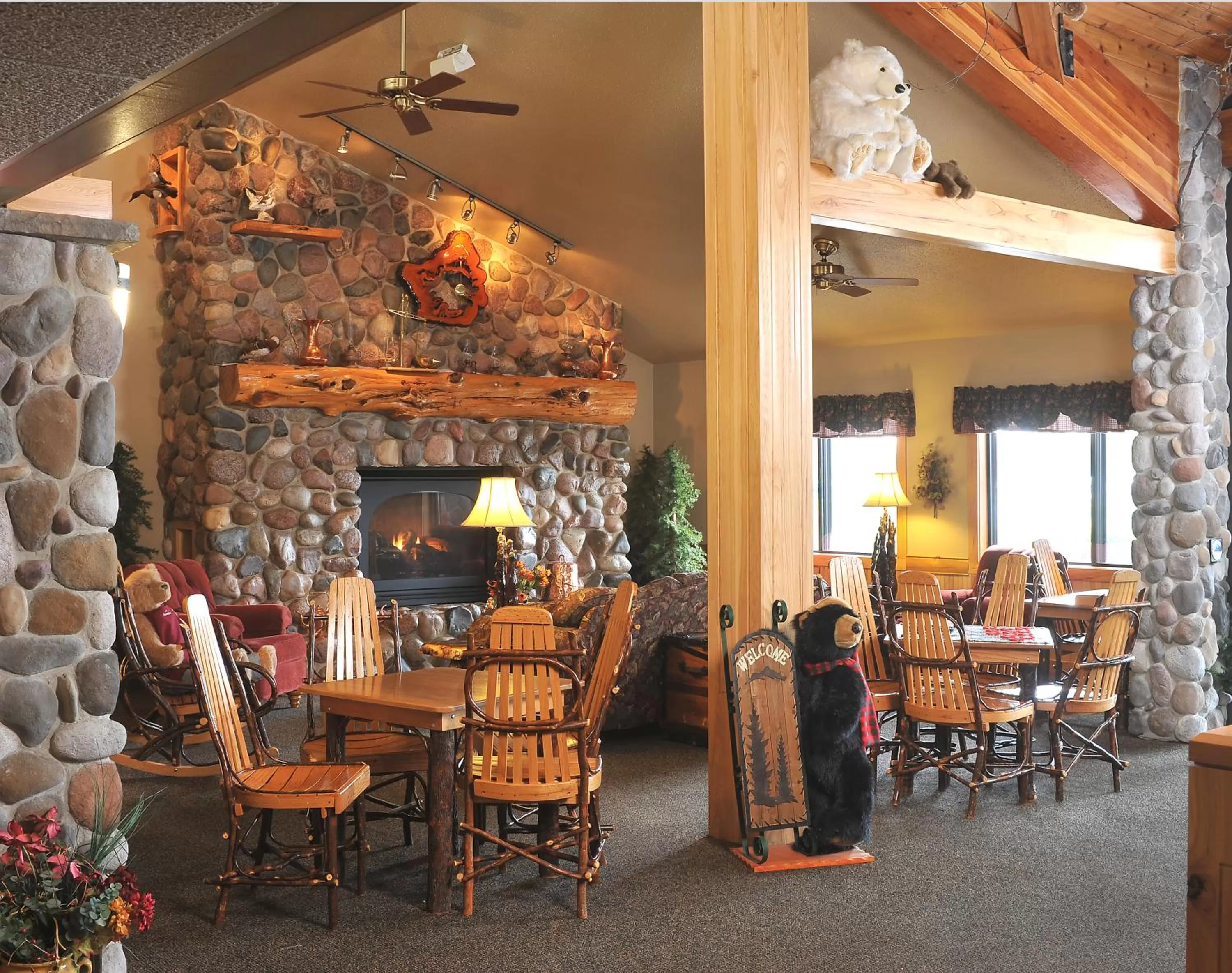 Restaurant/places to eat in AmericInn by Wyndham Oswego