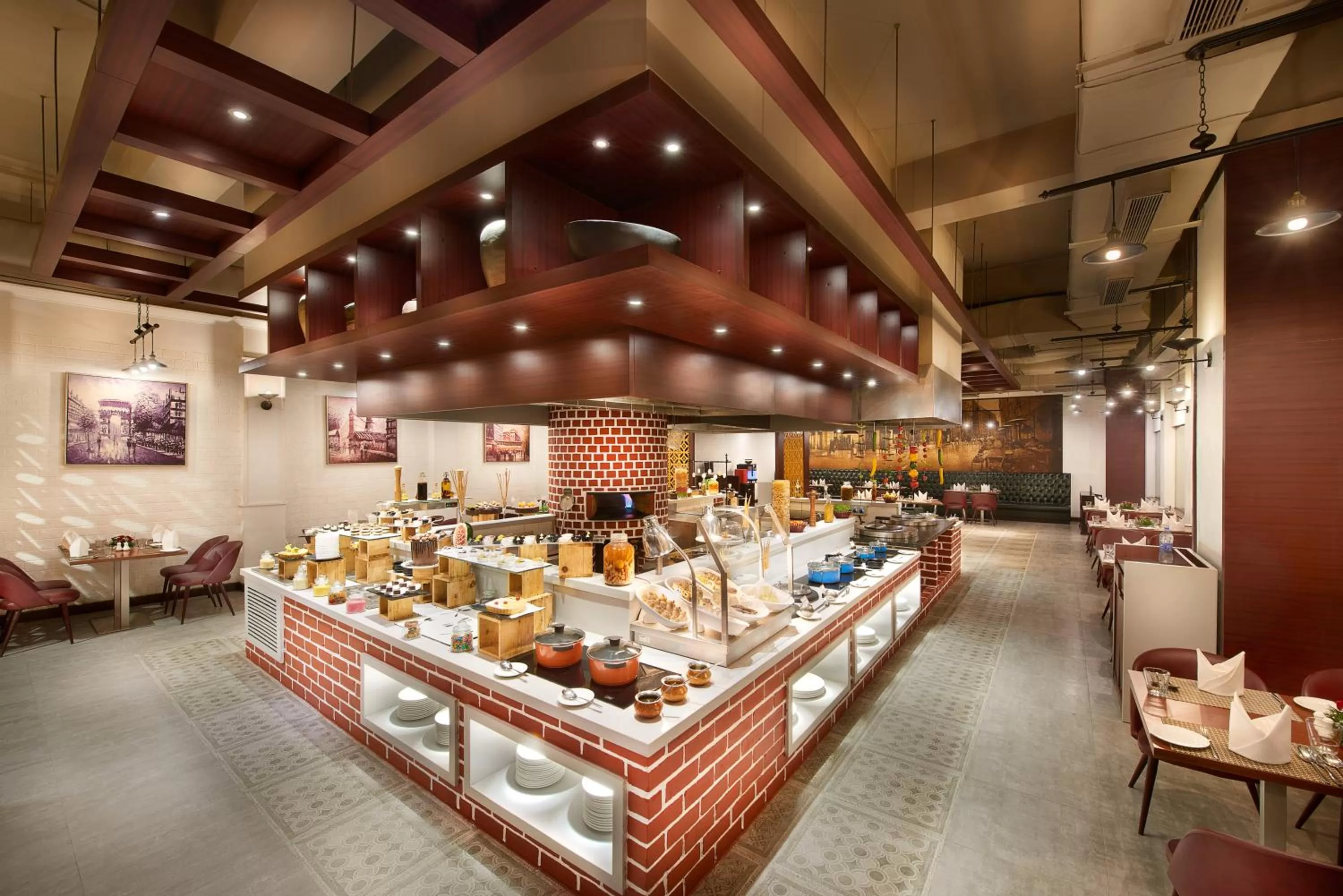 Restaurant/places to eat in The Accord Metropolitan