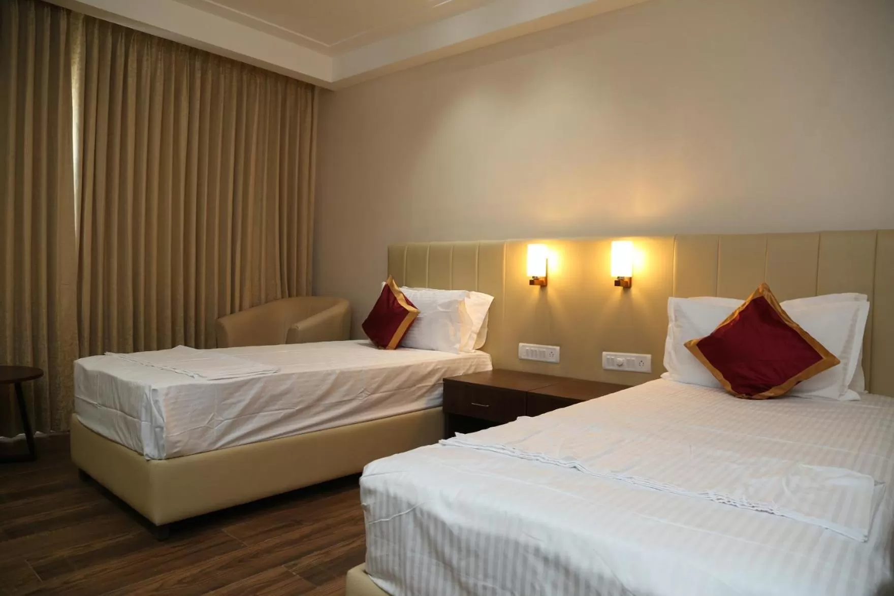 Bed in Hotel Skanda Palace