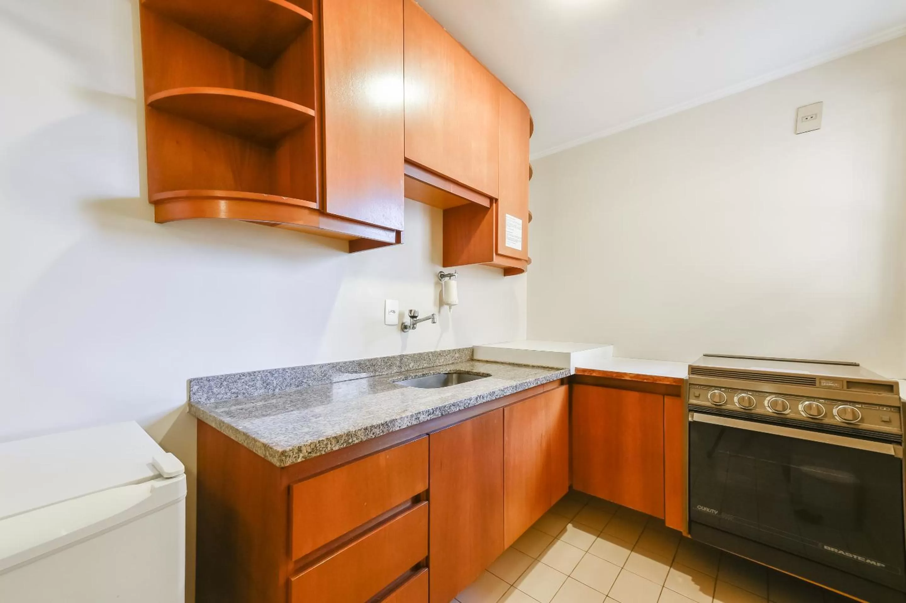 Kitchen or kitchenette in Park Tower Campinas Residence by Nacional Inn