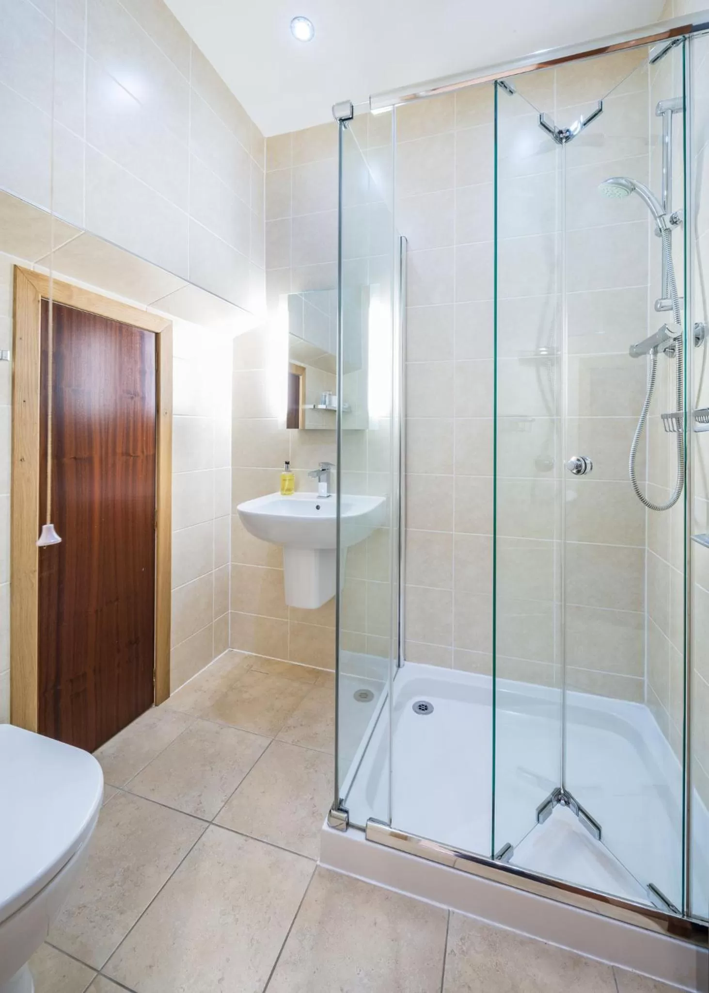 Bathroom in Rosehill Guest House