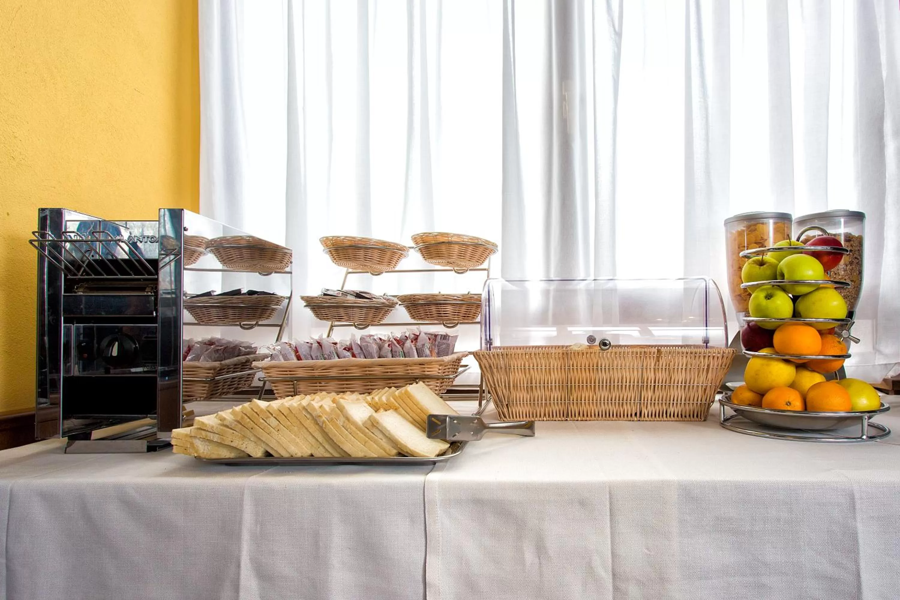 Food and drinks in Hotel Conterie