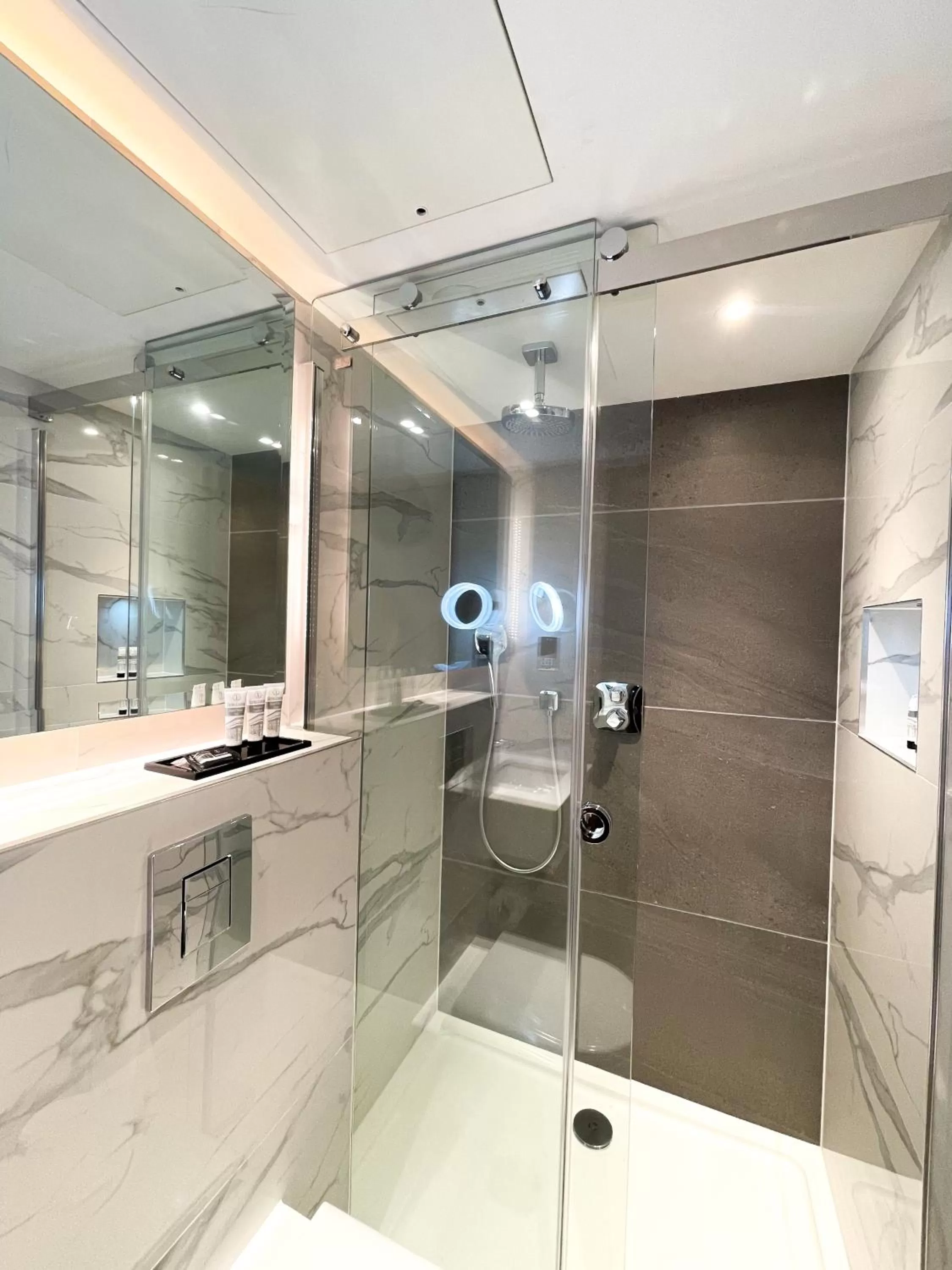 Merit Kensington Hotel