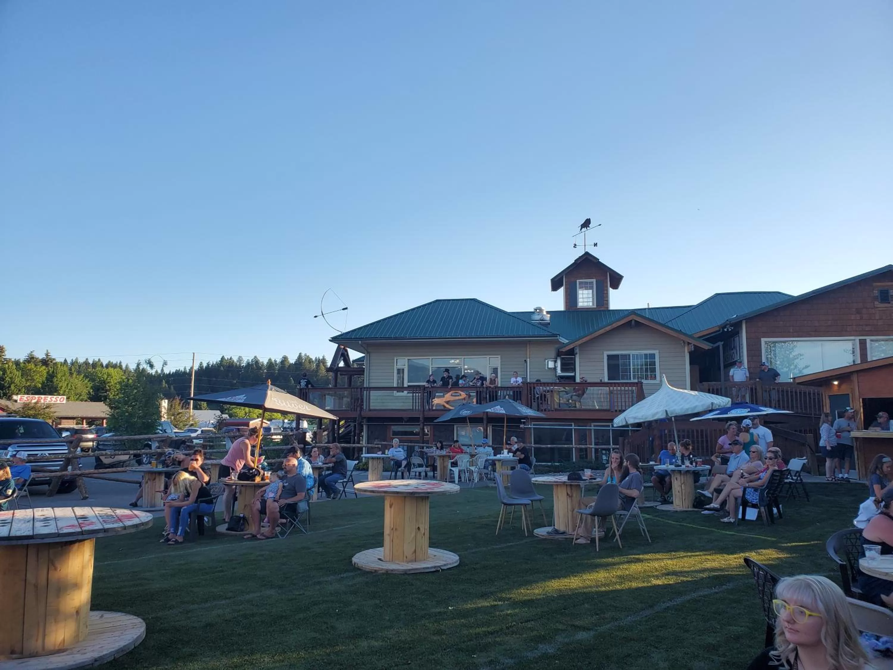 Property building in Buffalo Lodge of Bigfork