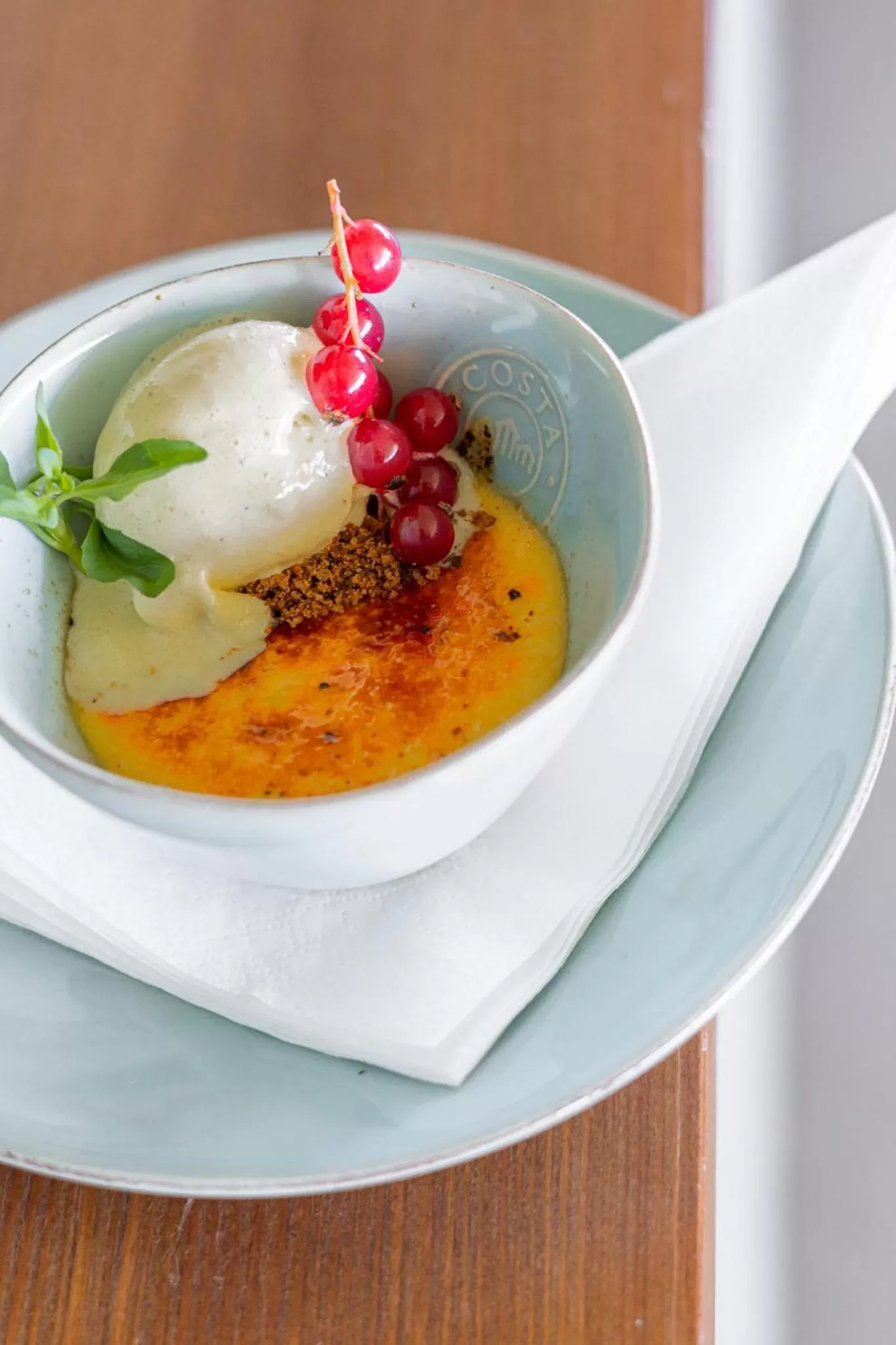 Restaurant/places to eat in White Shell Beach Villas