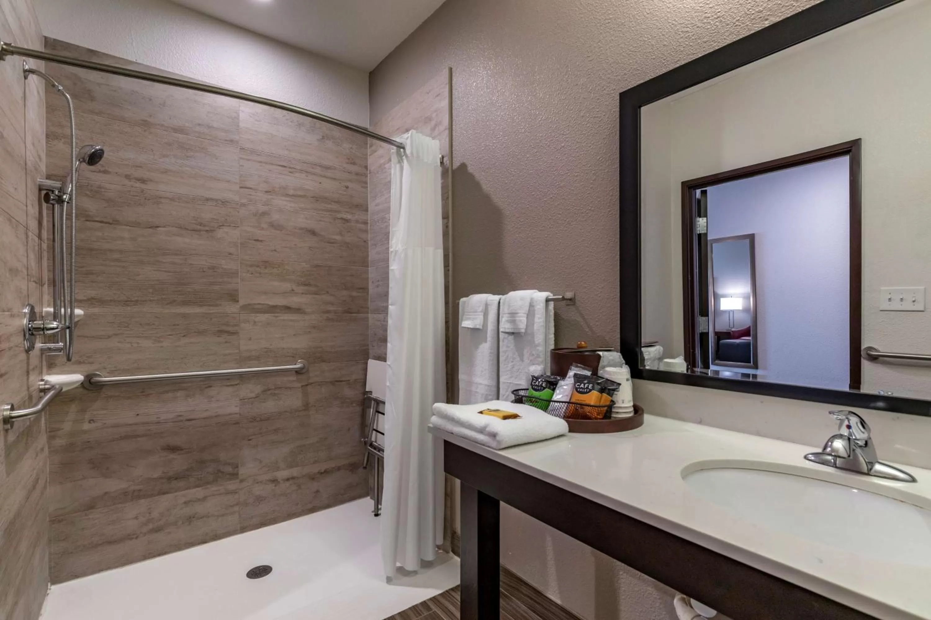 Bathroom in Best Western Plus Big Lake Inn