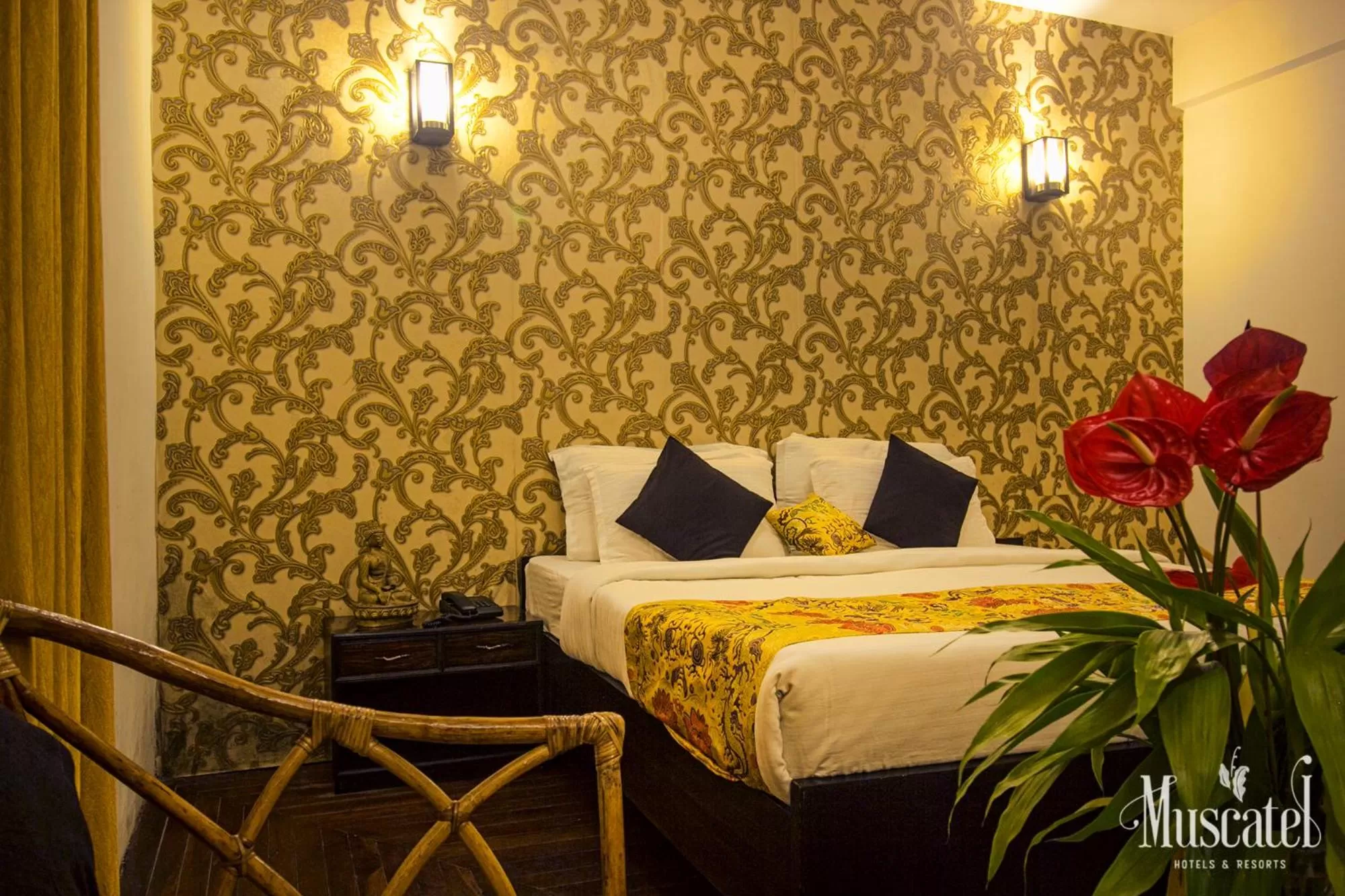 Bed in Muscatel Delamare - 200 Mts from MG Marg
