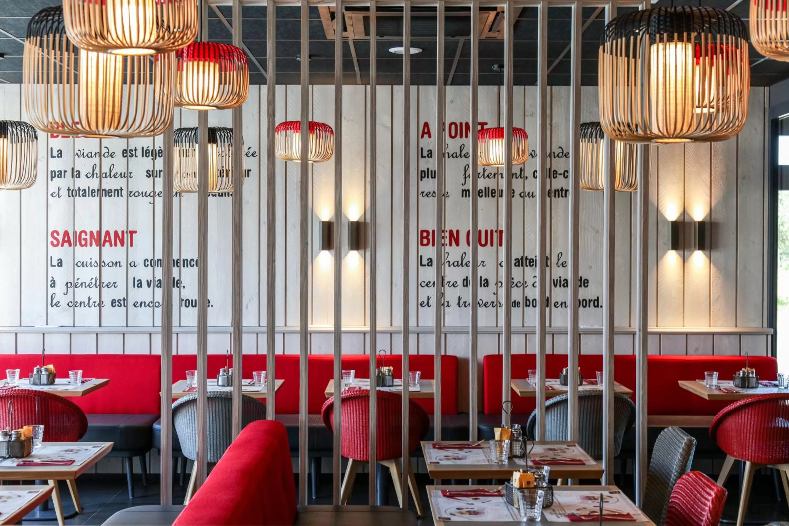 Restaurant/places to eat in ibis Orange Centre Echangeur A7 A9