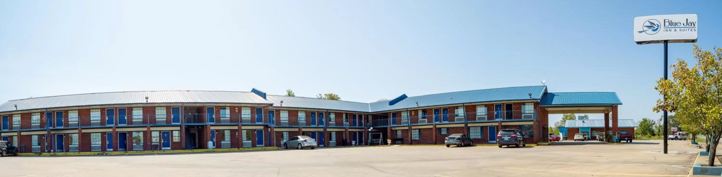 Blue Jay Inn & Suites