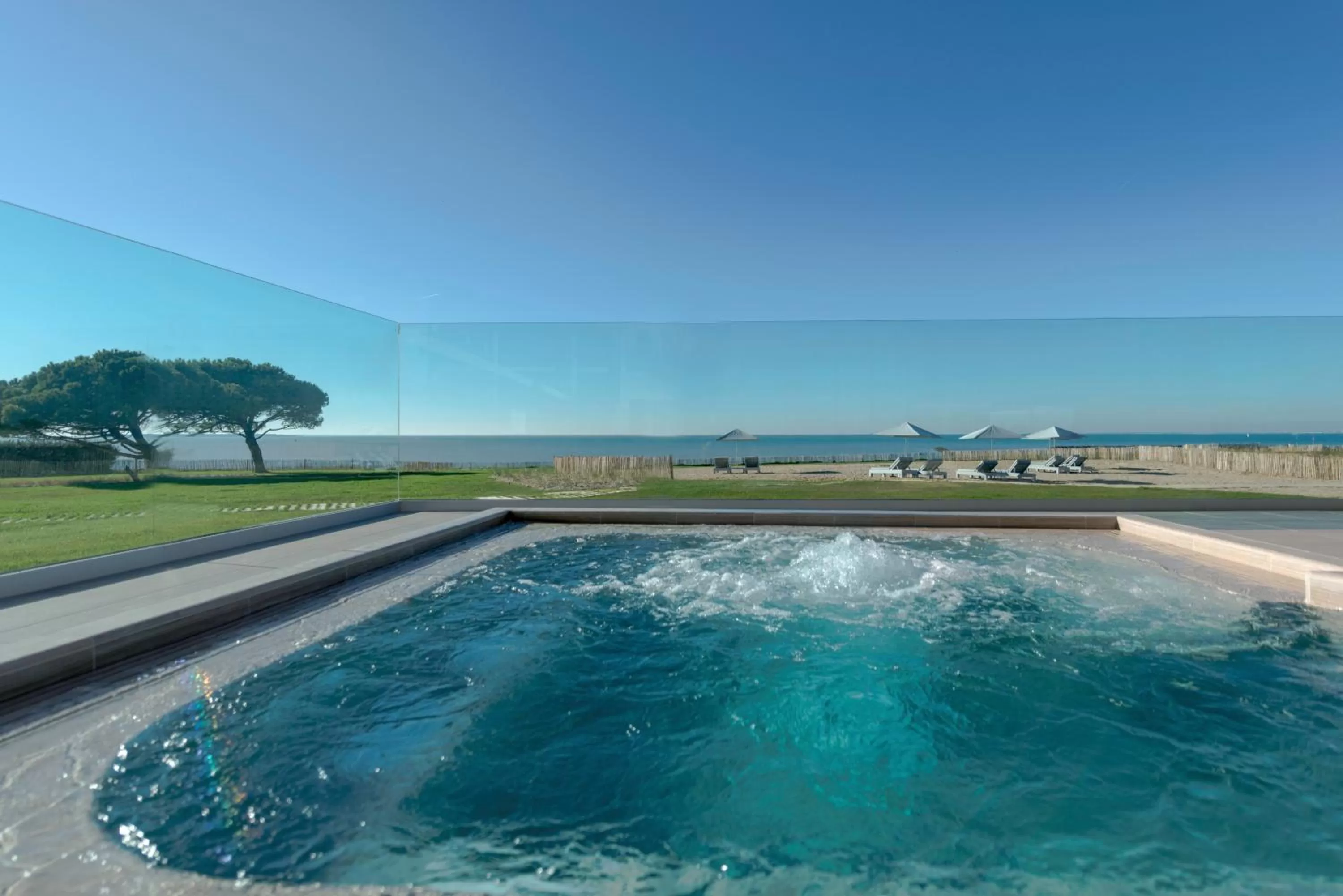 Hot Tub in La Grande Terrasse Hotel & Spa La Rochelle - MGallery Collection