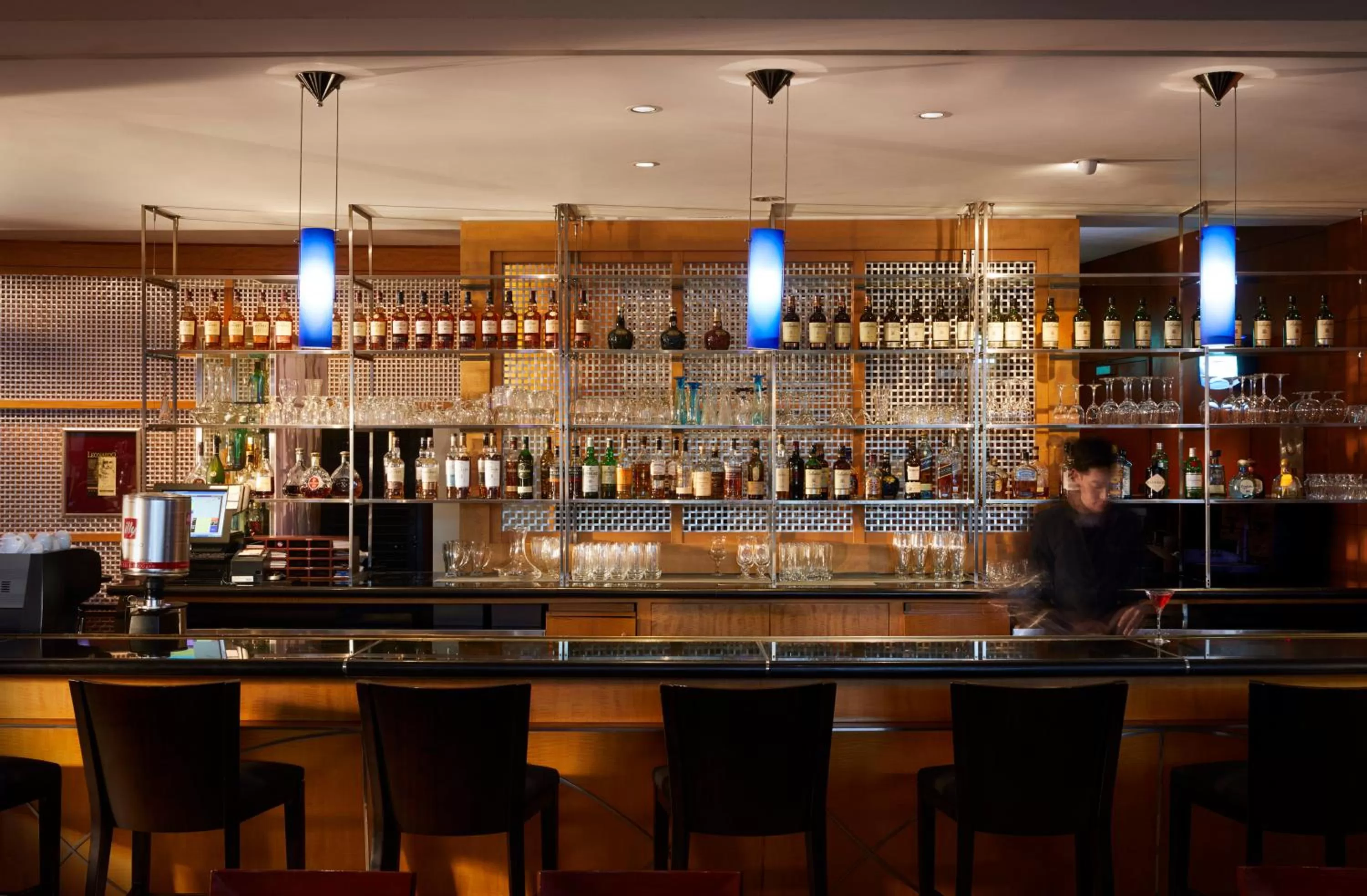 Photo of the whole room, Lounge/Bar in InterContinental Seoul COEX, an IHG Hotel