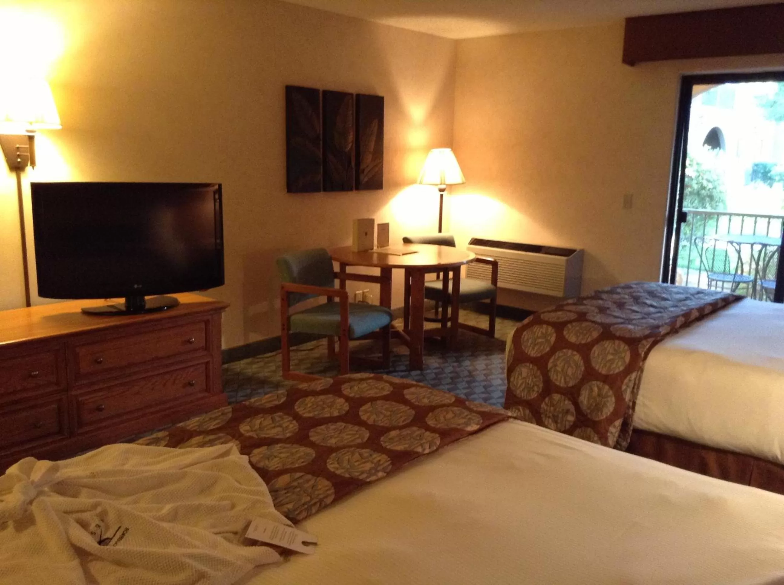 TV and multimedia, Bed in Borrego Springs Resort