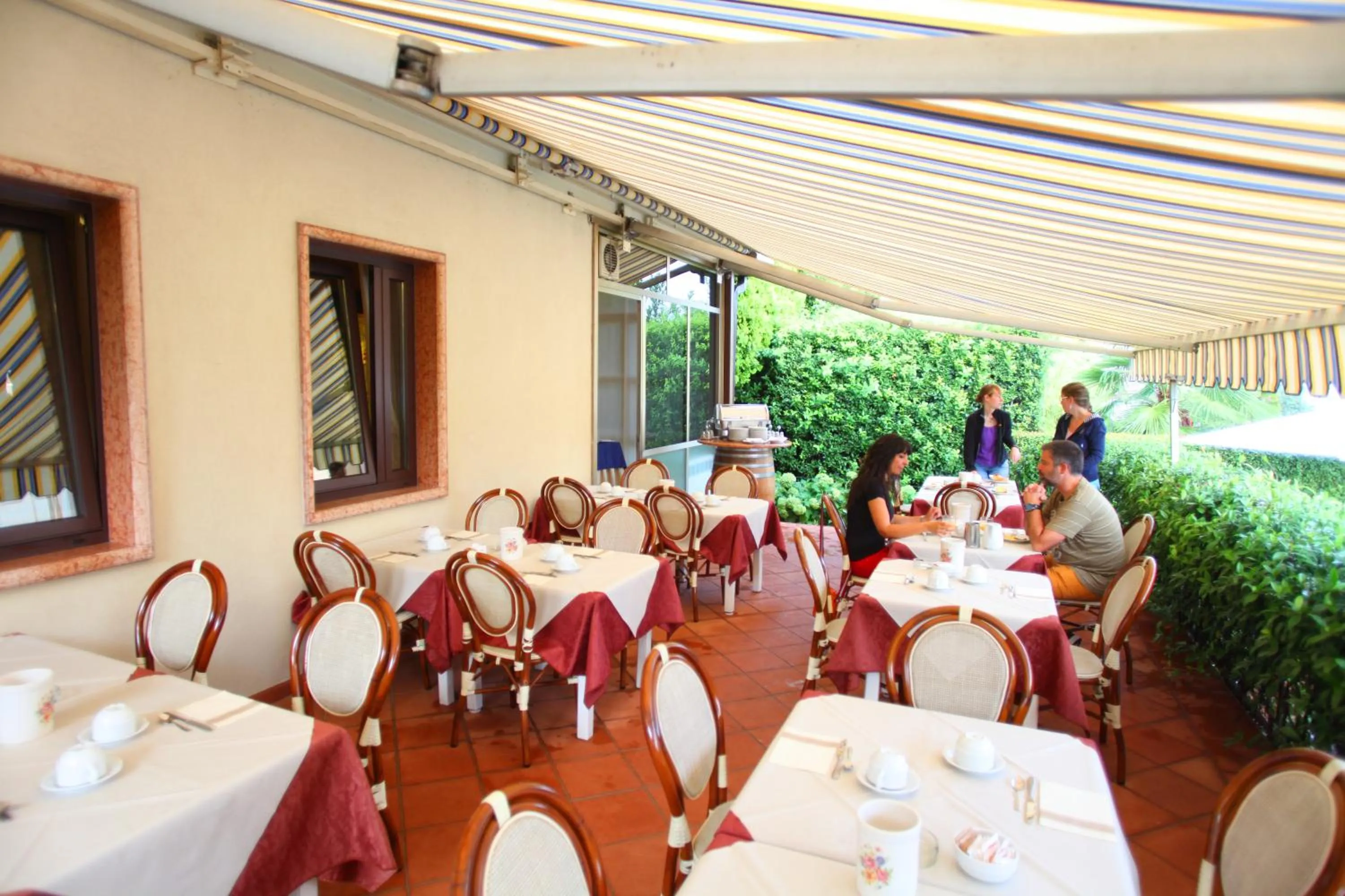 Restaurant/places to eat in Albergo Ristorante Papa