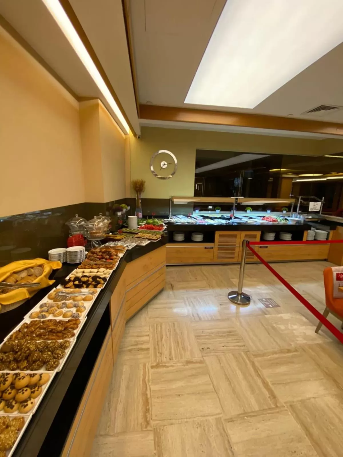 Restaurant/places to eat in Prestige Hotel Old City