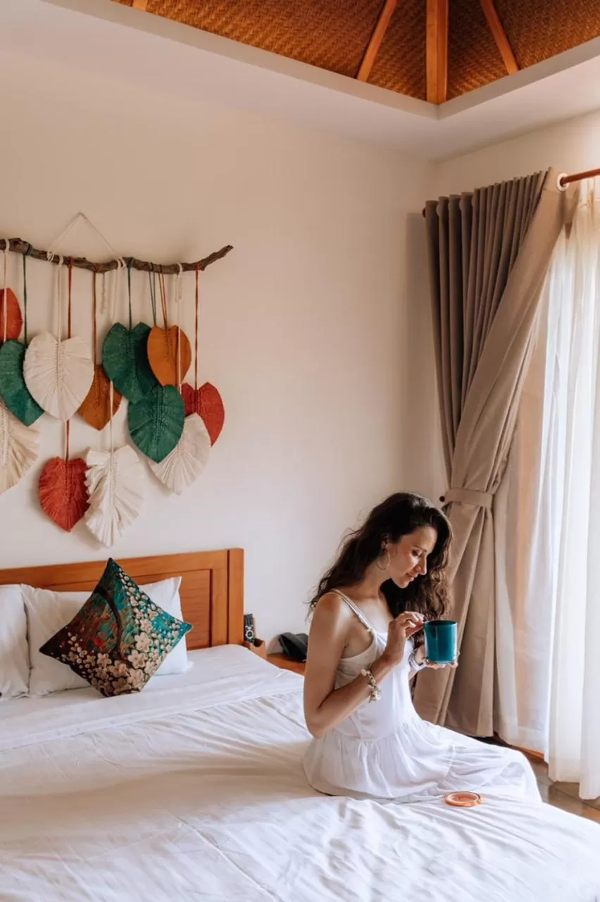 Property building, Bed in Rocks Beach Boutique