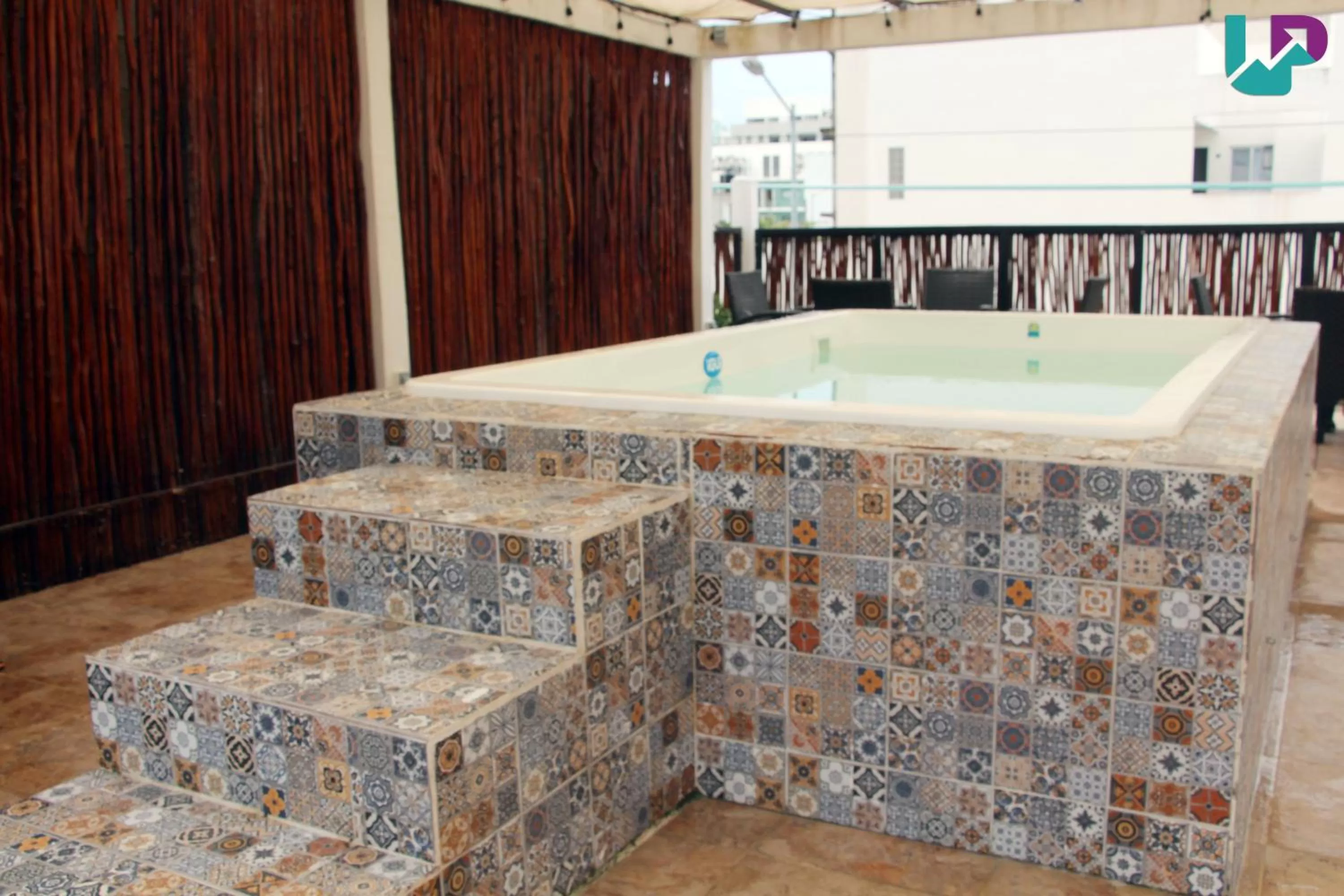 Balcony/Terrace, Swimming Pool in Hotel Casa de luz Playa del Carmen