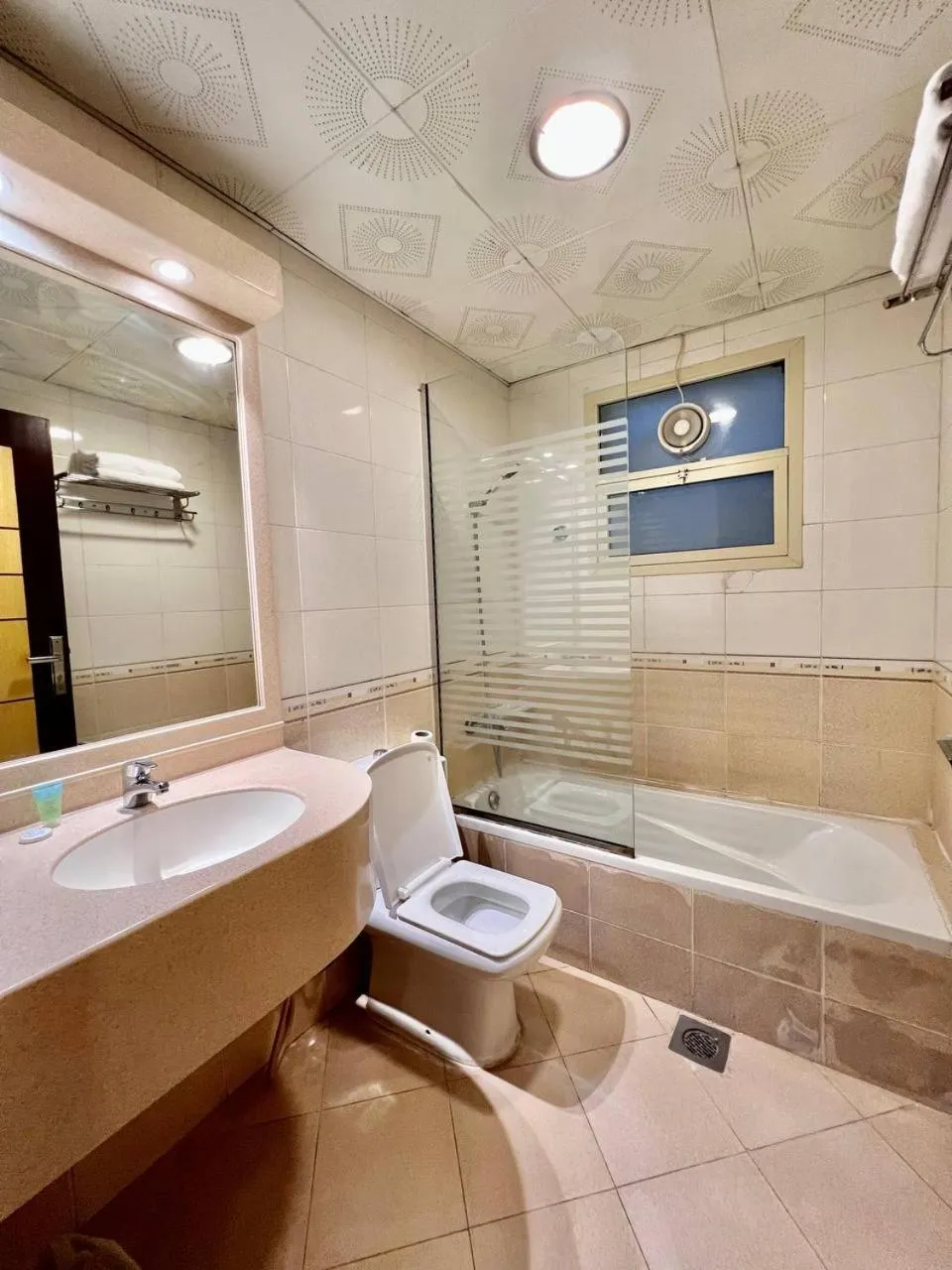 Bathroom in Dream Palace Hotel