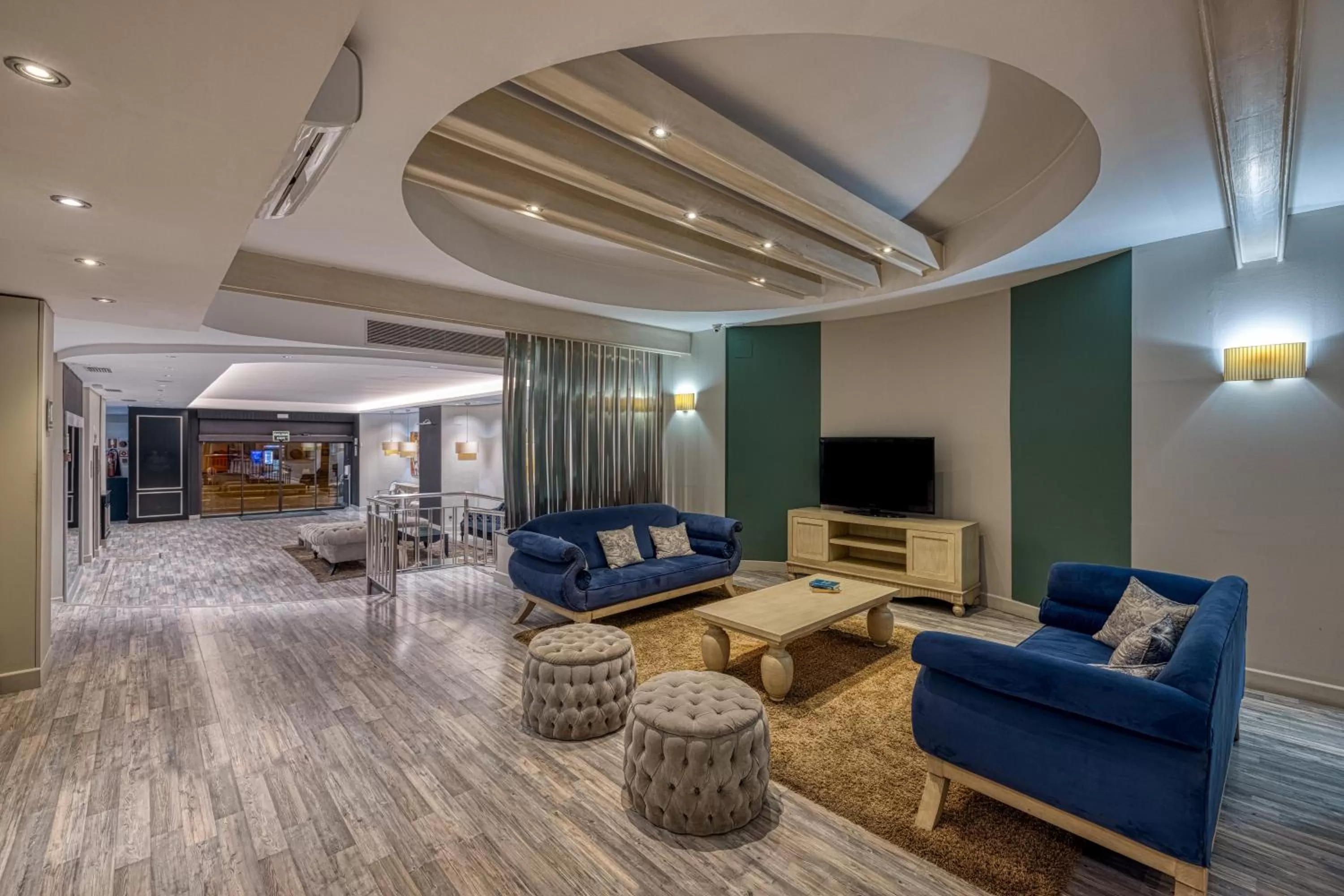 Lobby or reception in Virgen de los Reyes