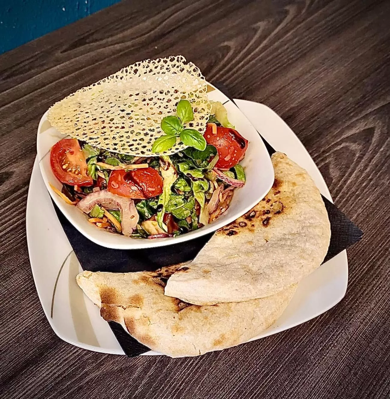 Restaurant/places to eat in Hotel Credé