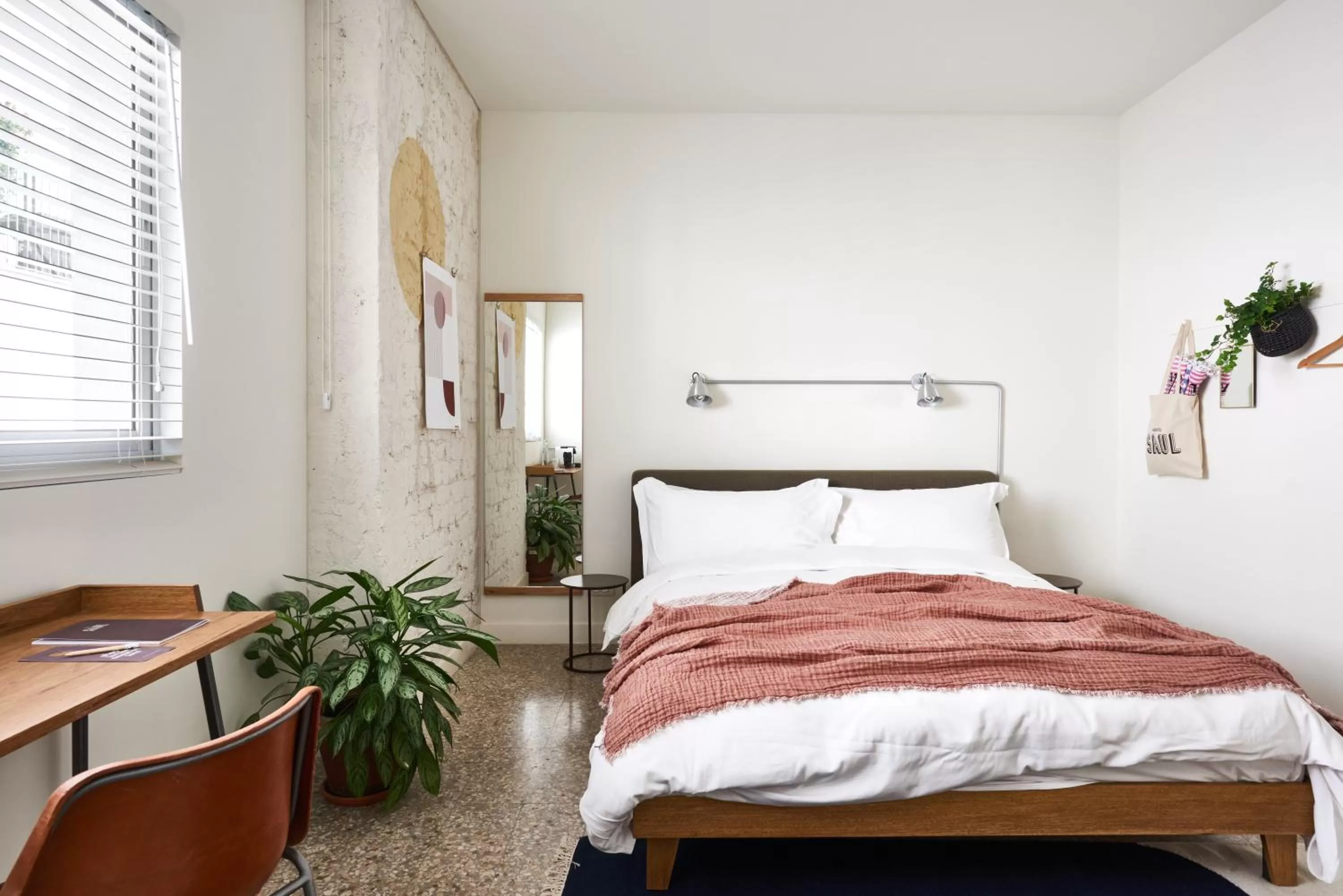 Bedroom, Bed in The Saul