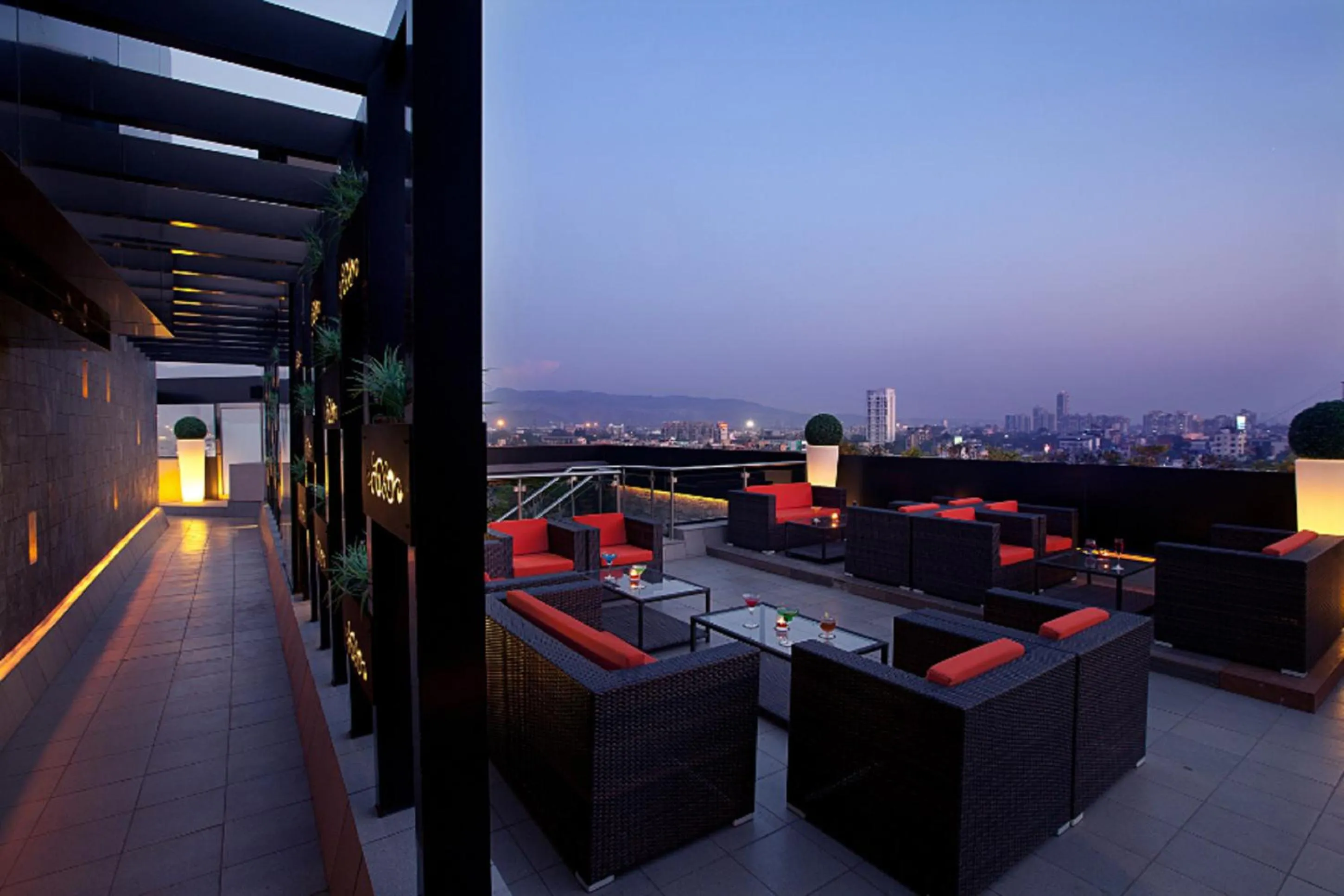 Restaurant/places to eat in Yogi Executive, Navi Mumbai