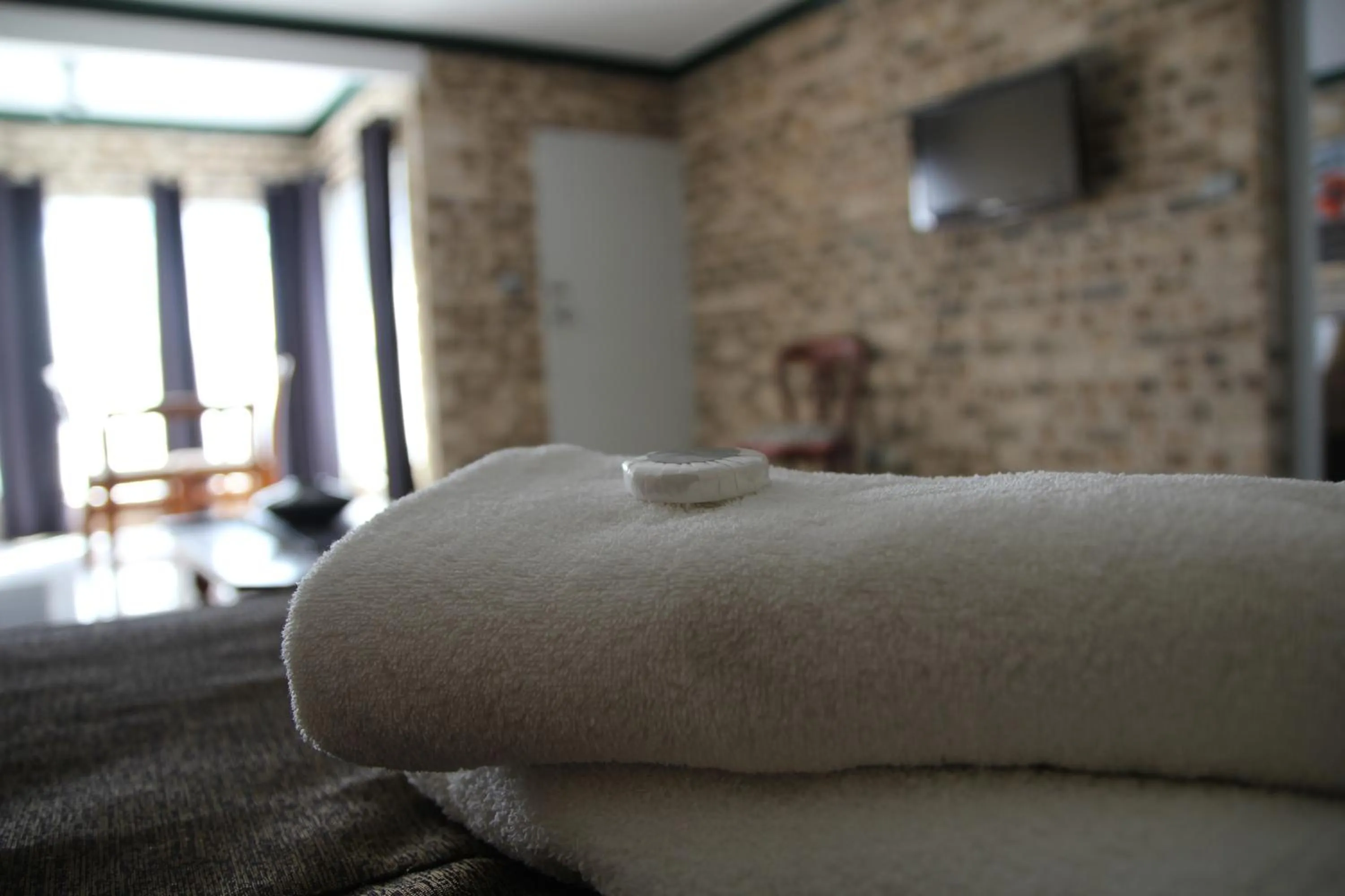 Decorative detail, Bed in Sir Francis Drake
